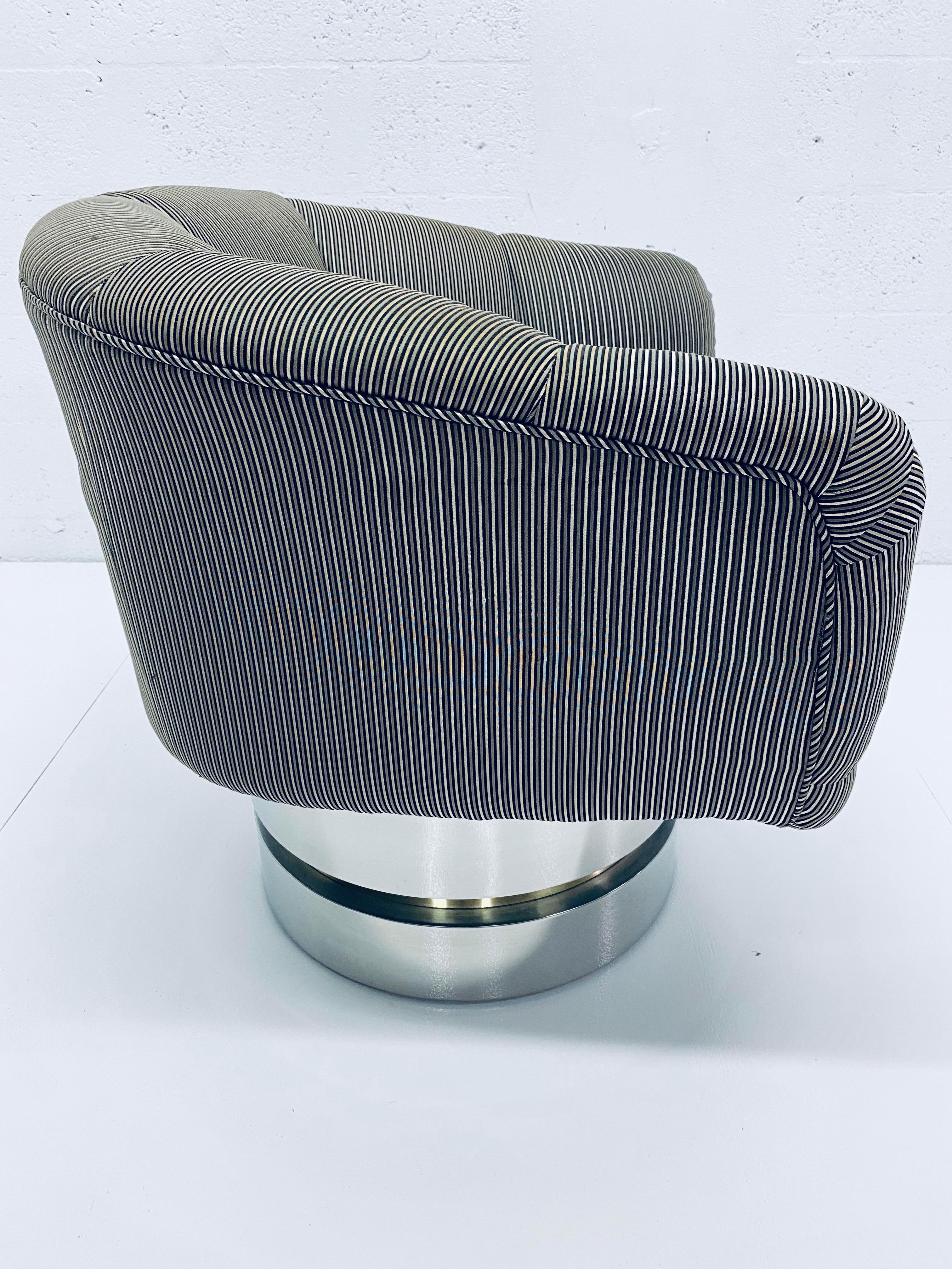 Midcentury Swivel Club Chair on Polished Steel and Brass Base 1