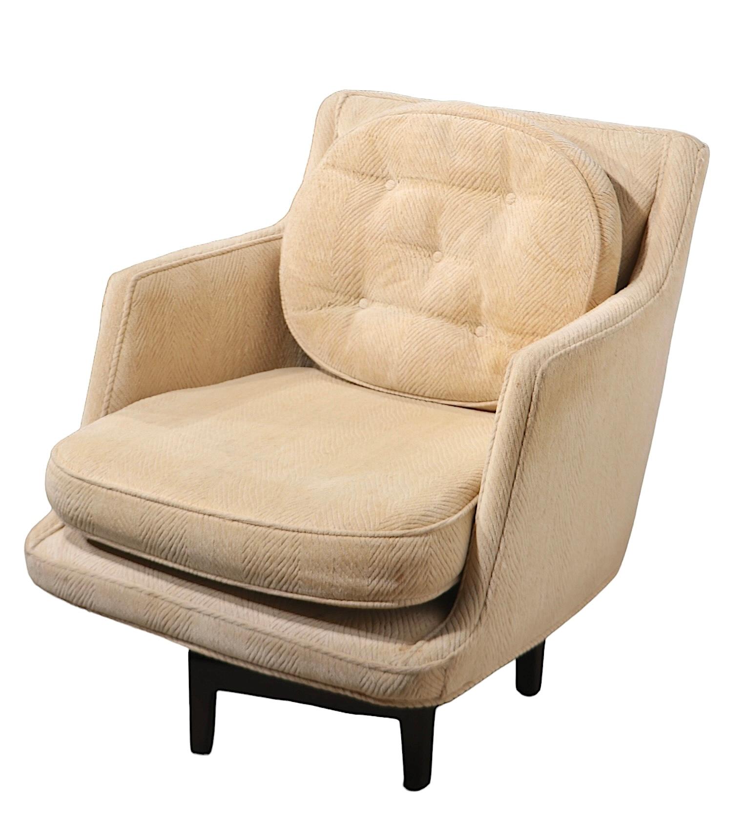 20ième siècle Fauteuil pivotant du milieu du siècle dernier conçu par Edward Wormley pour Dunbar en vente