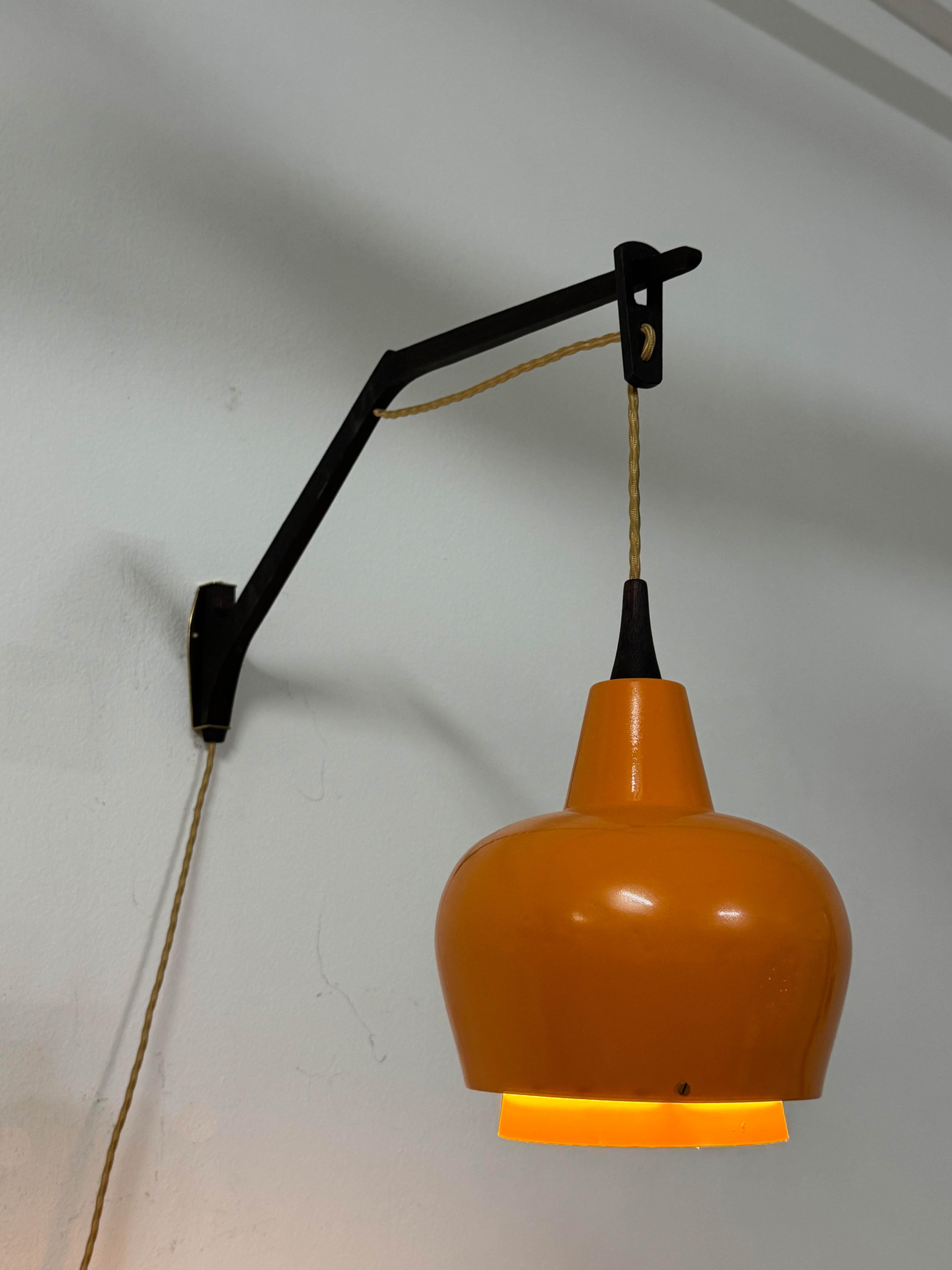 Mid-Century Swivel Mounted Wall Lamp For Sale 6