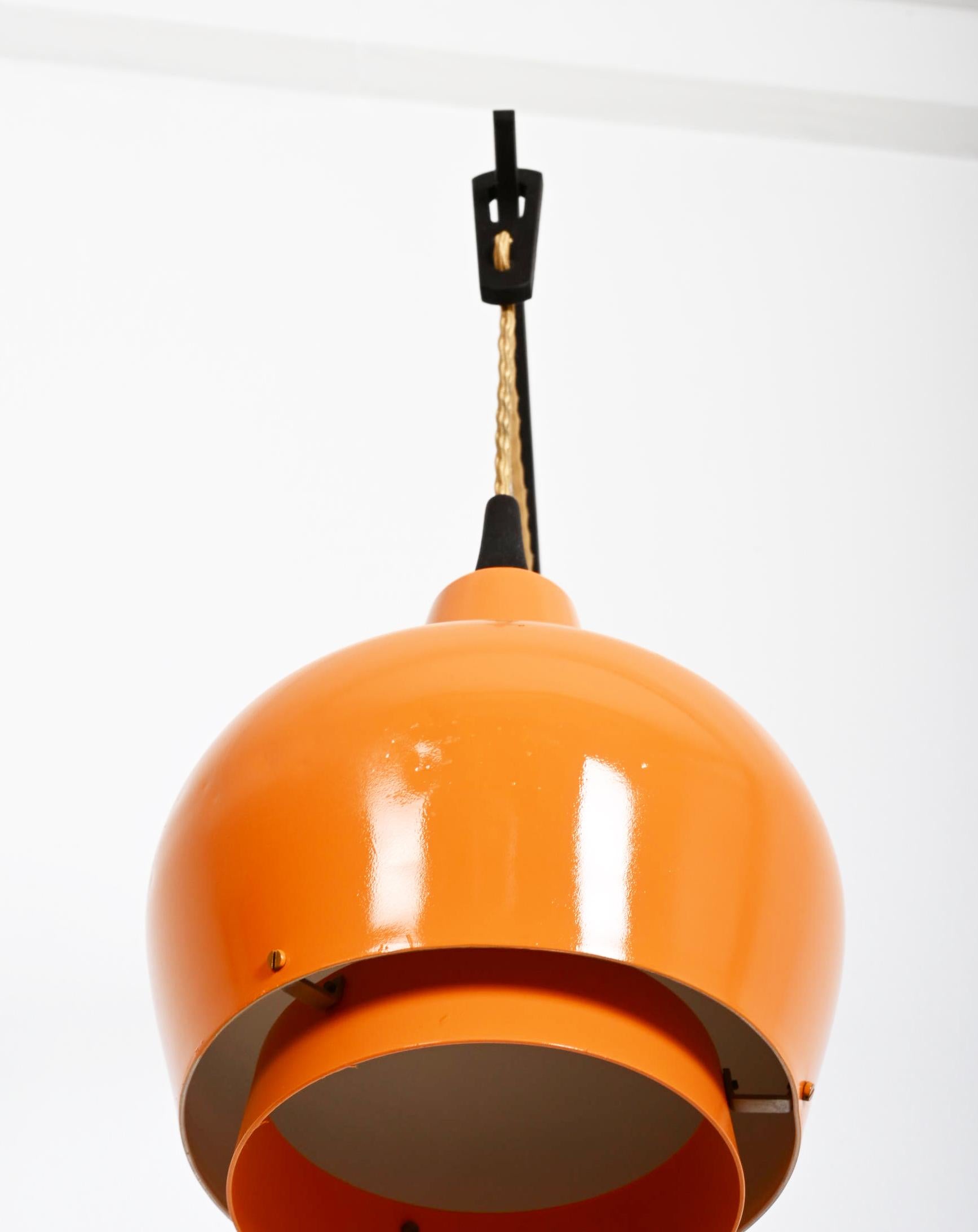 Mid-20th Century Mid-Century Swivel Mounted Wall Lamp For Sale