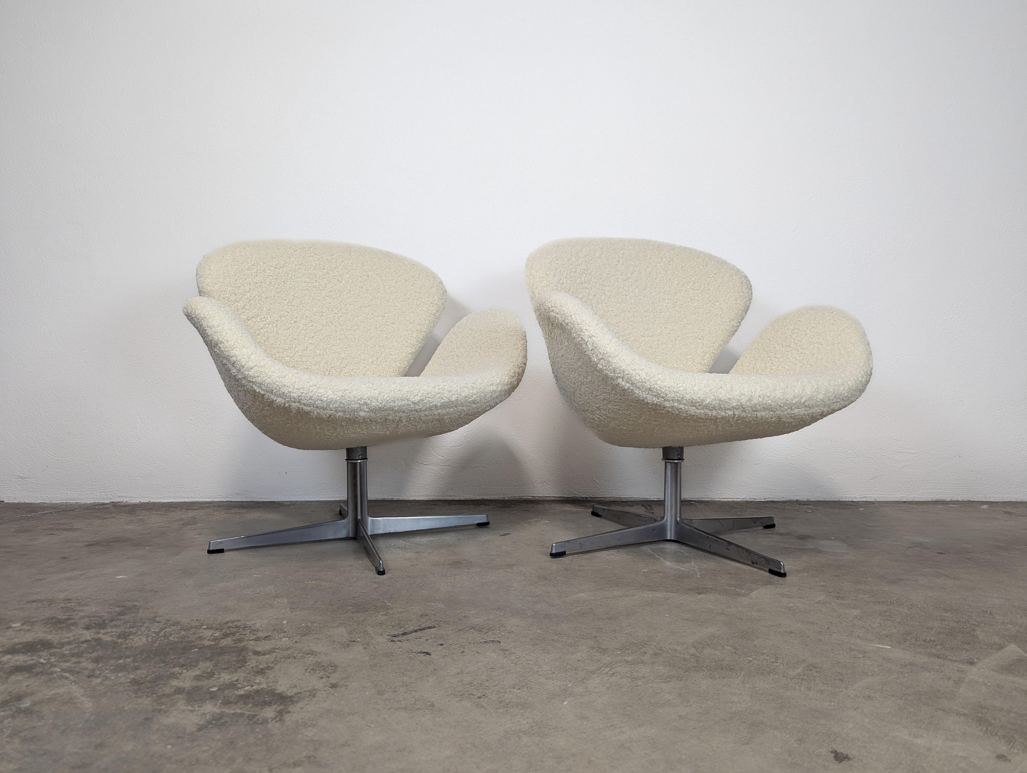 Danois Fauteuil pivotant Swan du milieu du siècle par Arne Jacobsen pour Fritz Hansen, c1960s en vente