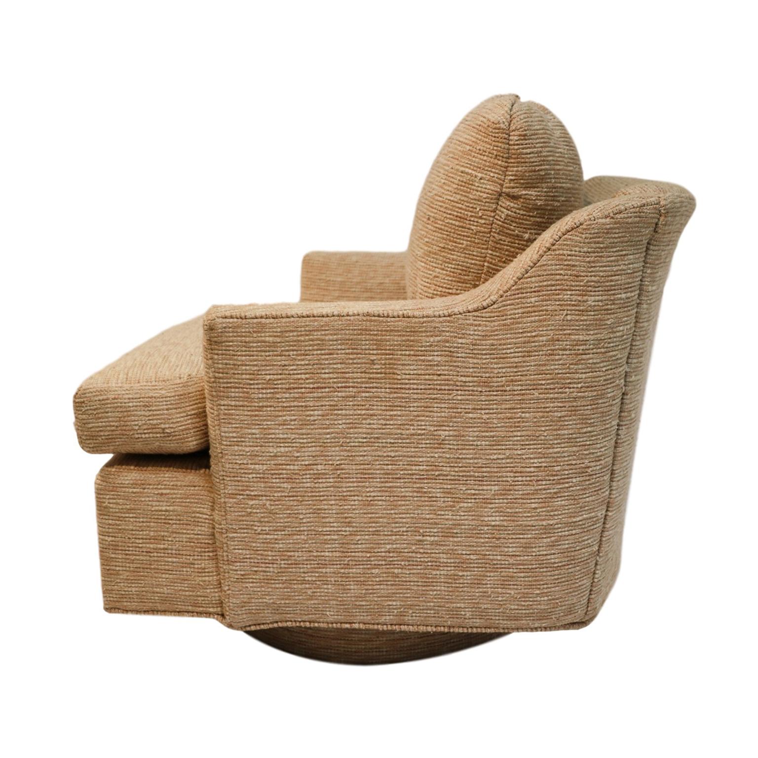 Mid-20th Century Midcentury Swivel Tub Lounge Chair Milo Baughman Style