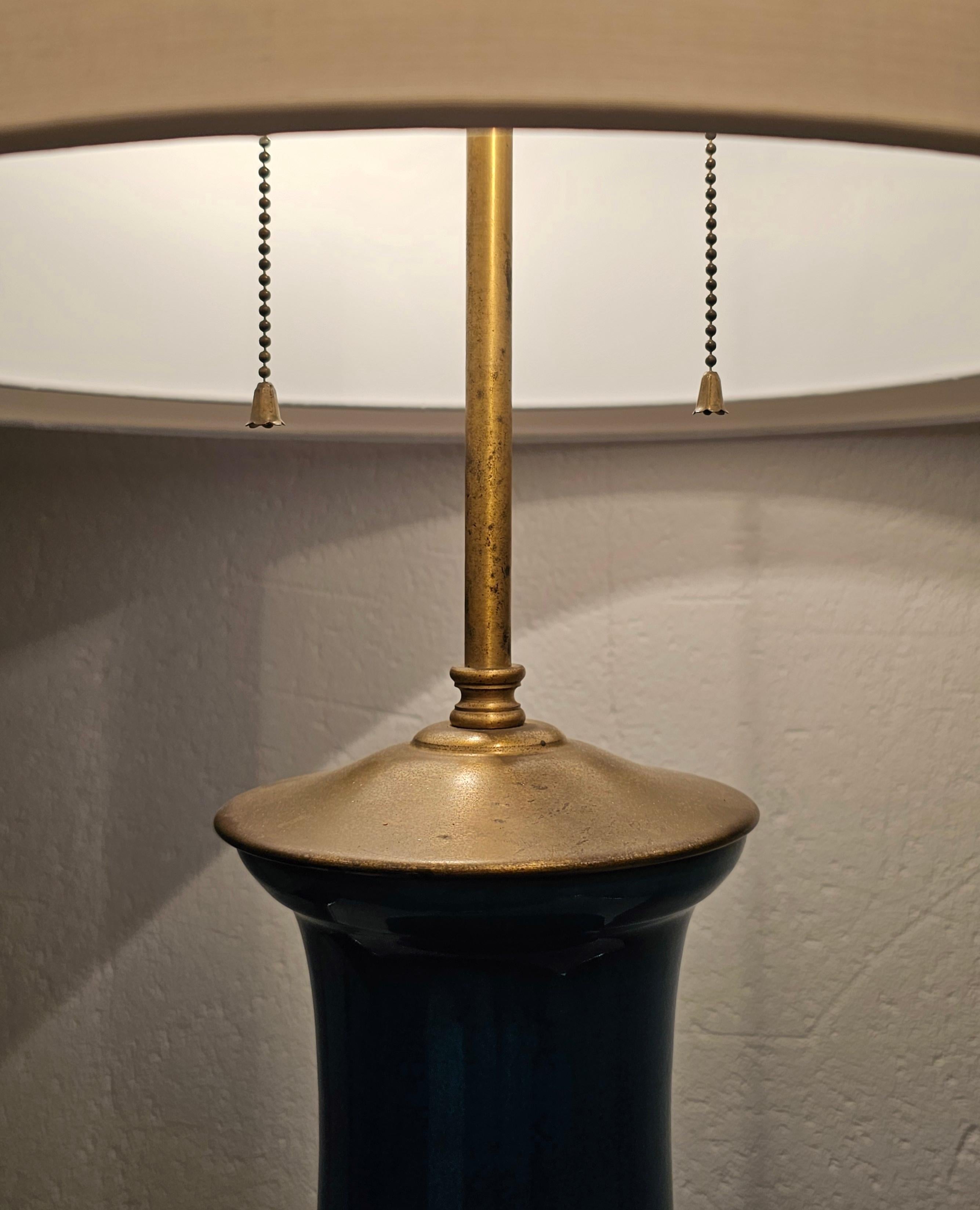 American Mid Century Table Blue Ceramic Table Lamp by Warren Kessler New York, USA 1950s For Sale