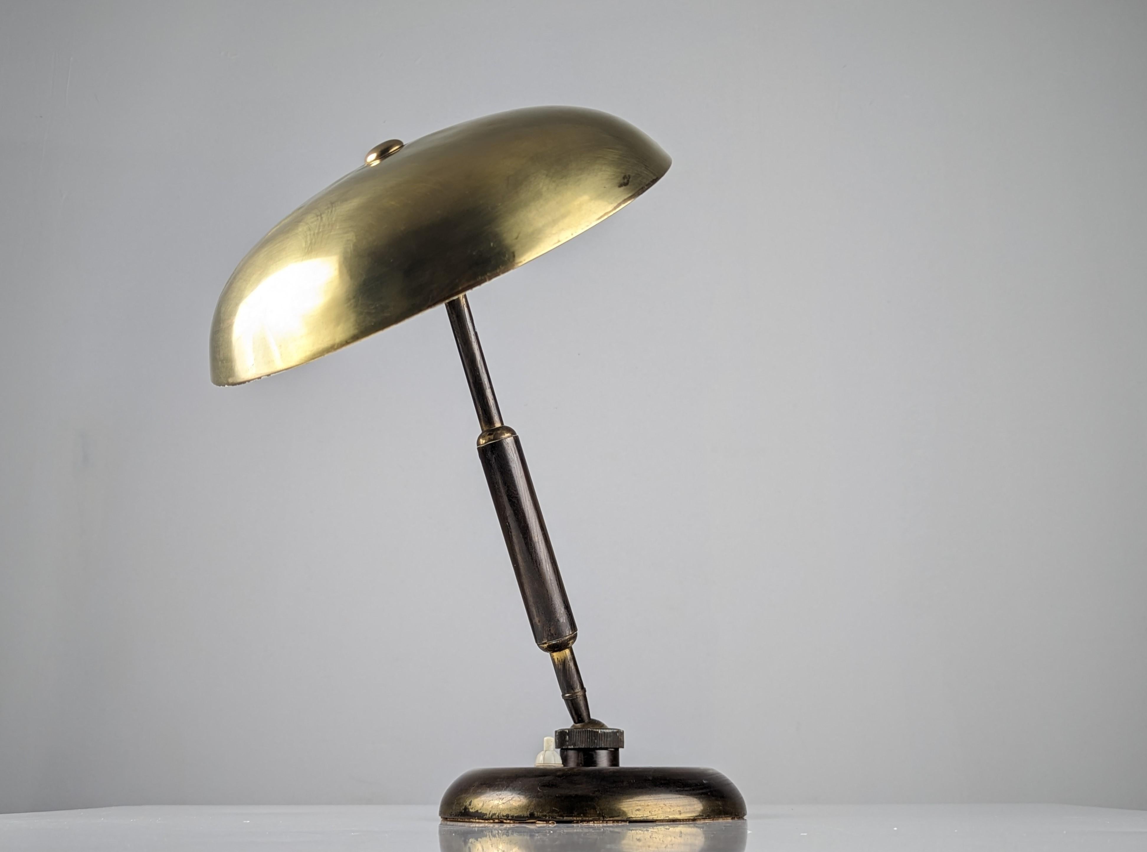 Brass Mid Century table brass lamp by Oscar Torlasco for Lumi For Sale