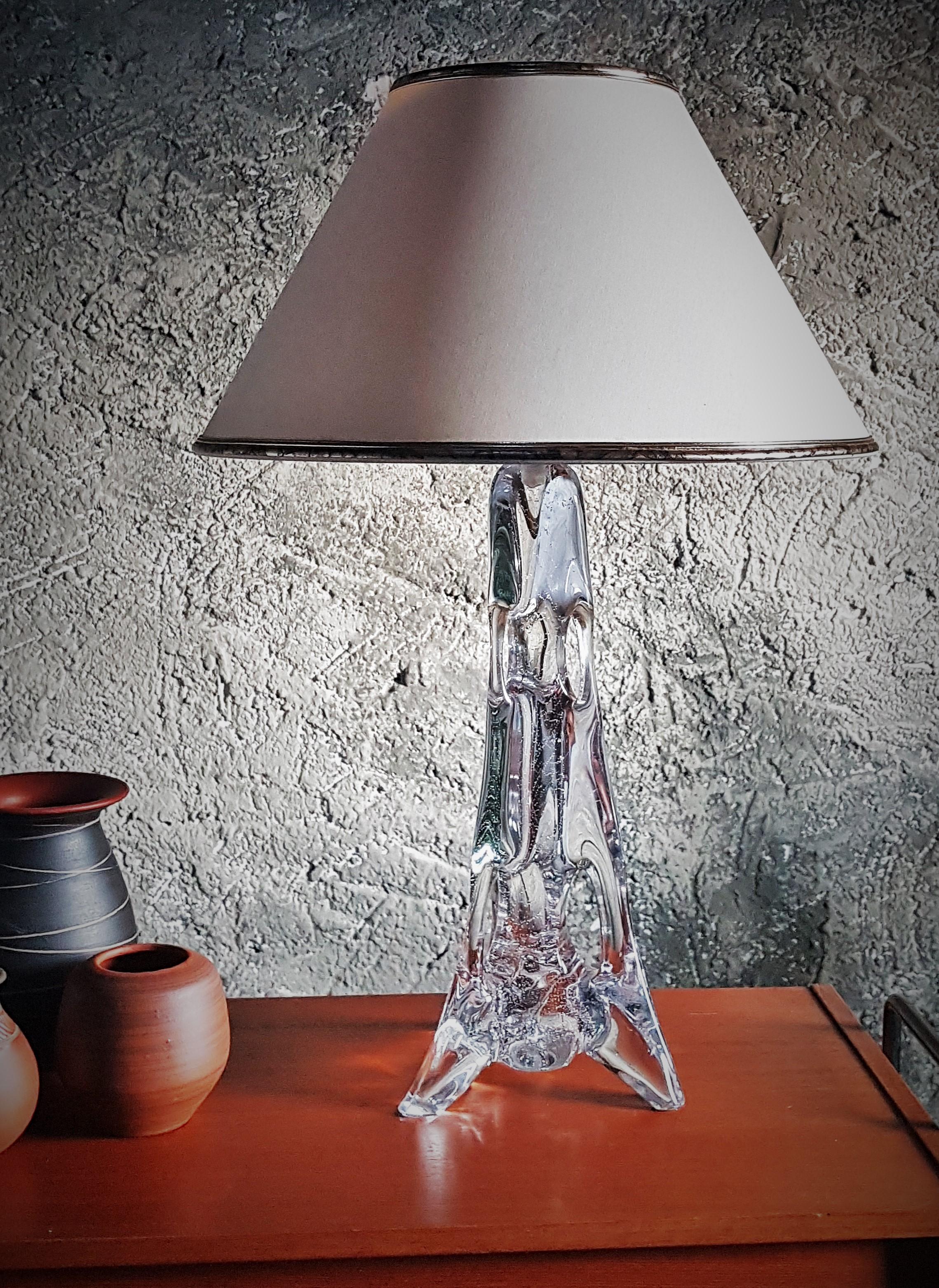 Lampe de bureau du milieu du siècle, base en cristal avec bulles, France, années 1960 en vente 5
