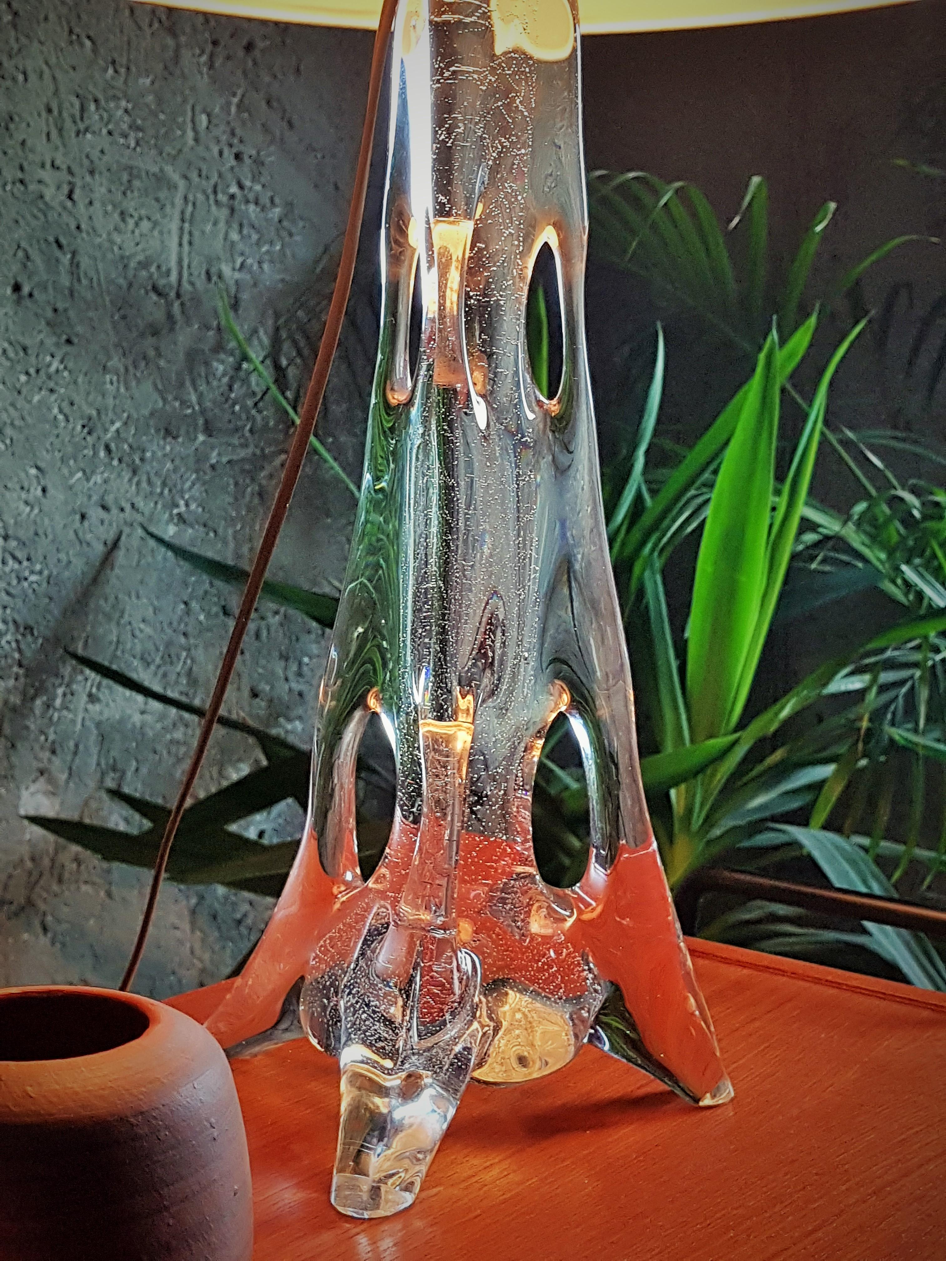 Mid-20th Century Mid-Century Table Desk Lamp, Chrystal Base with Bubbles, France 1960s For Sale