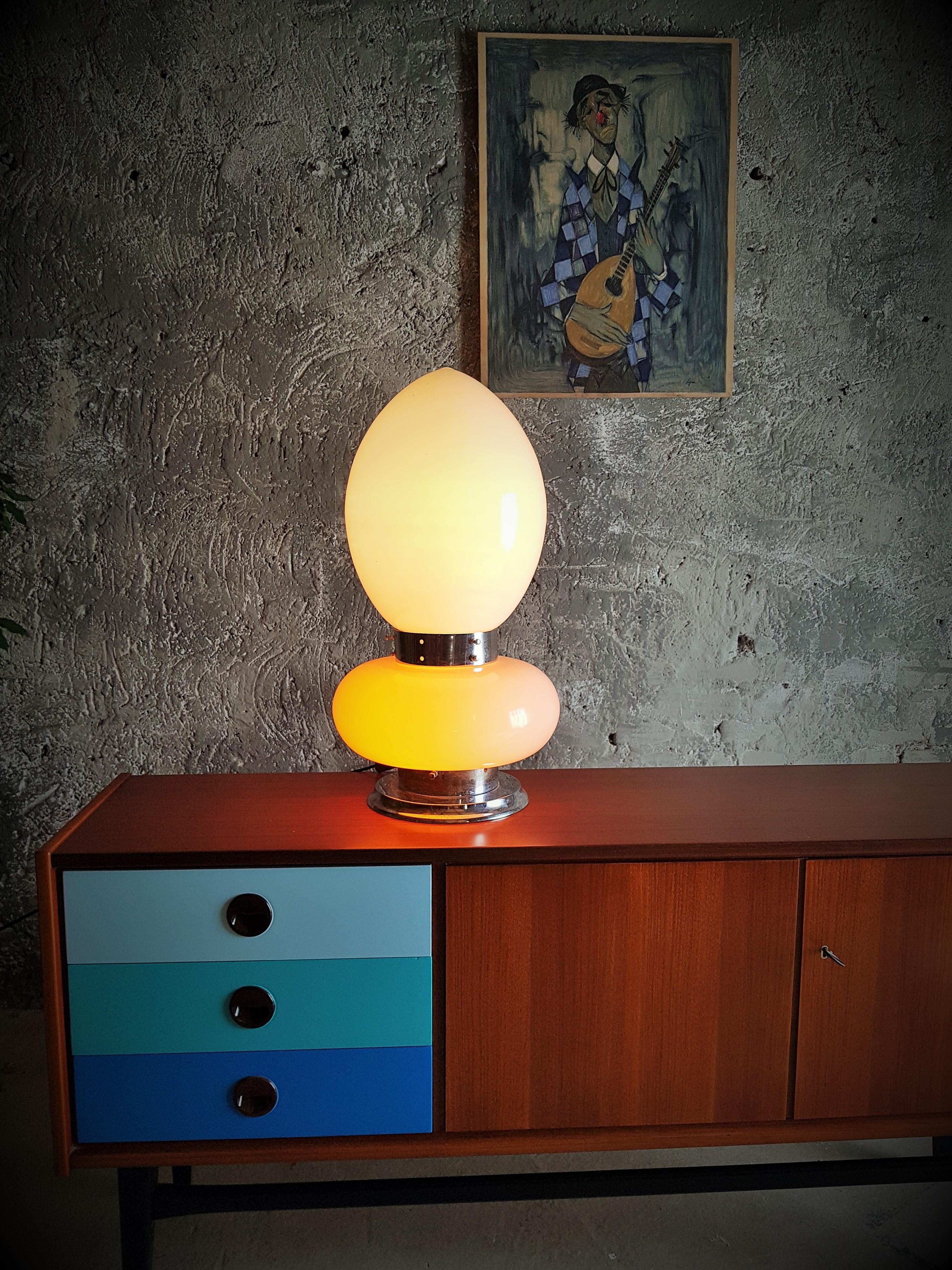 Mid-Century Table Floor Lamp Lip Stick by Mazzega, Italy, 1968 In Good Condition For Sale In Saarbruecken, DE