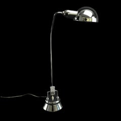 Lampe de table JUMO 600 Longneck sélectionnée par Charlotte Perriand, années 1930