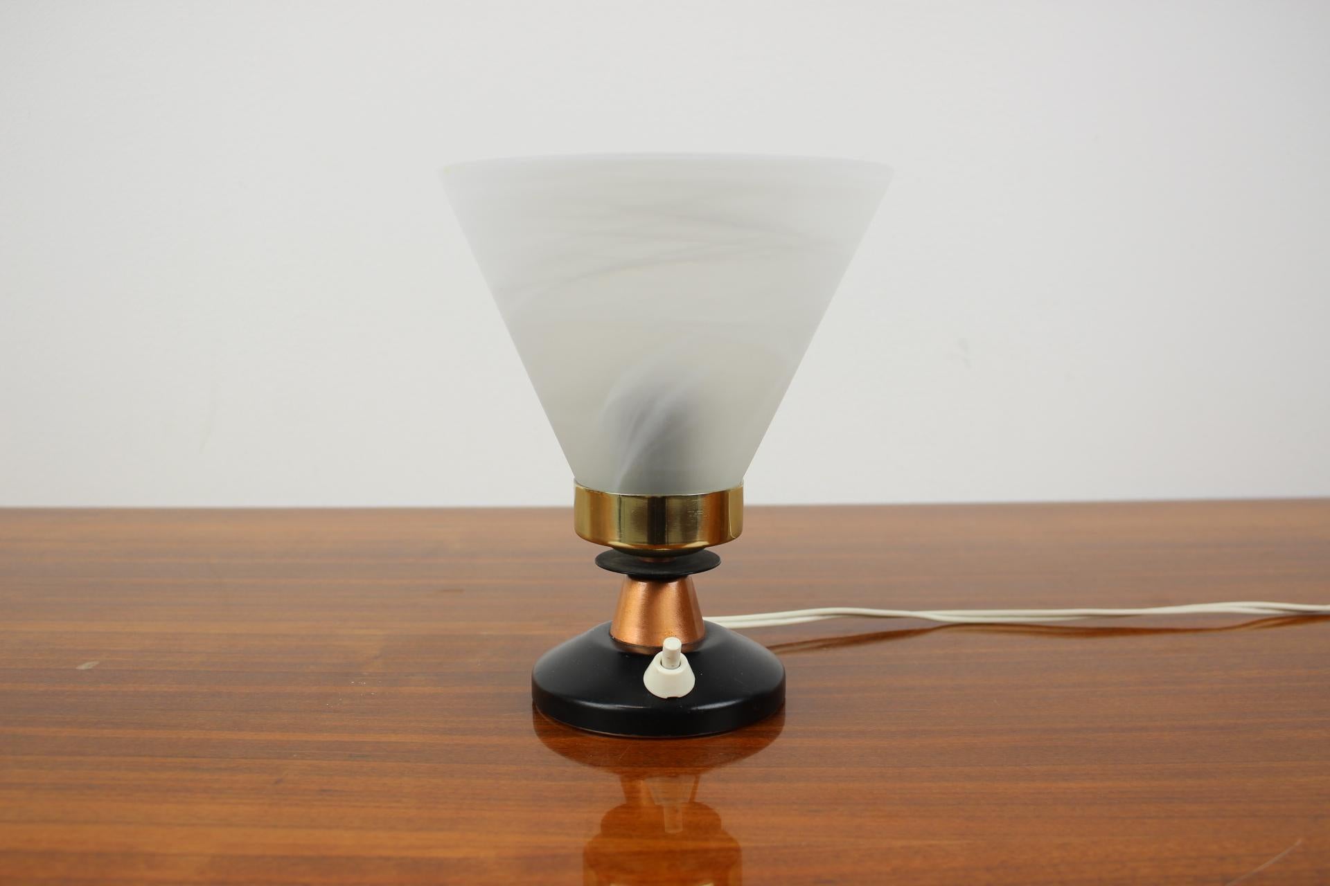 - made in Germany
- made of metal, glass
- re-polished
- fully functional
- good, original condition.