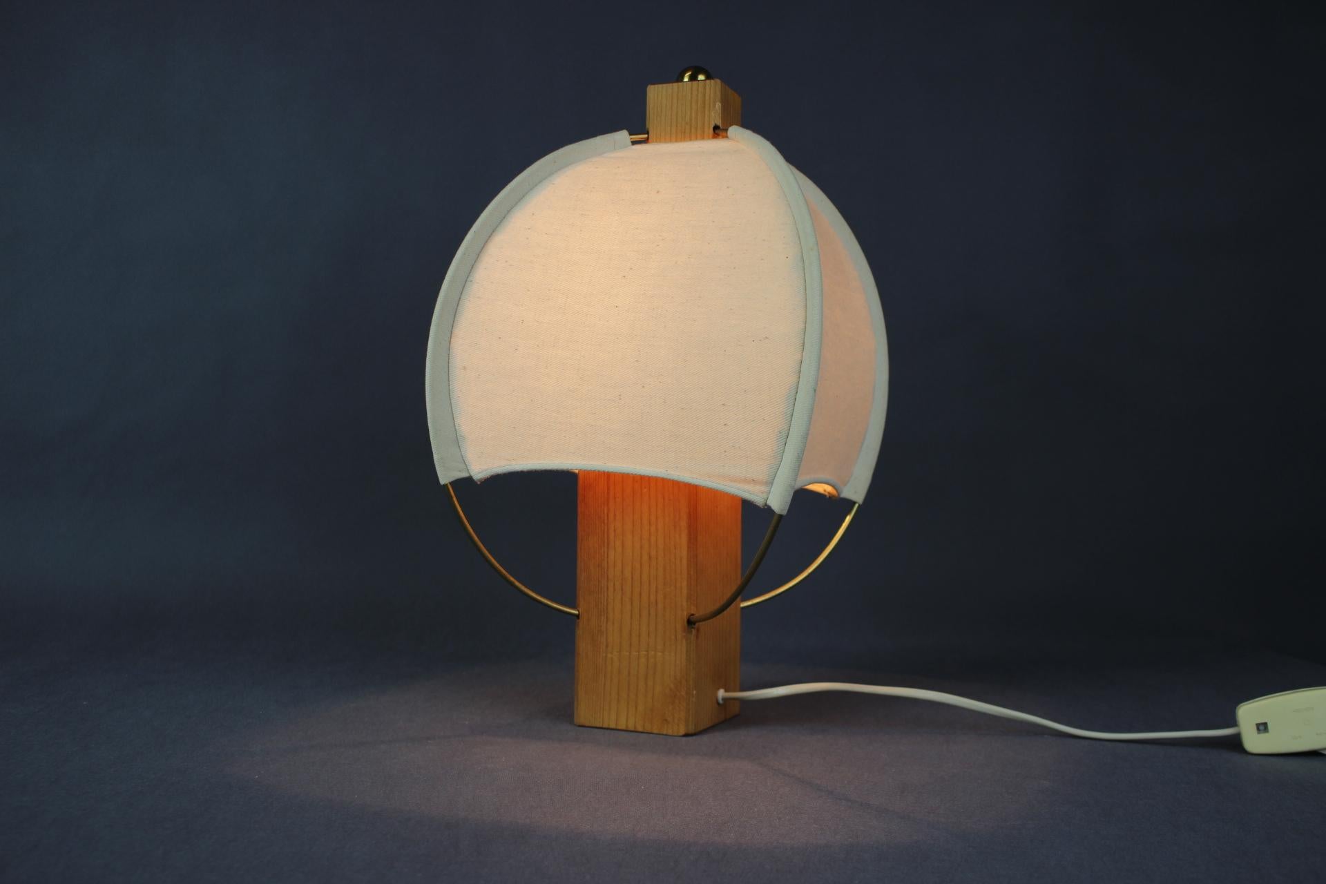 Lampada da tavolo di metà secolo, anni '80 in vendita 3