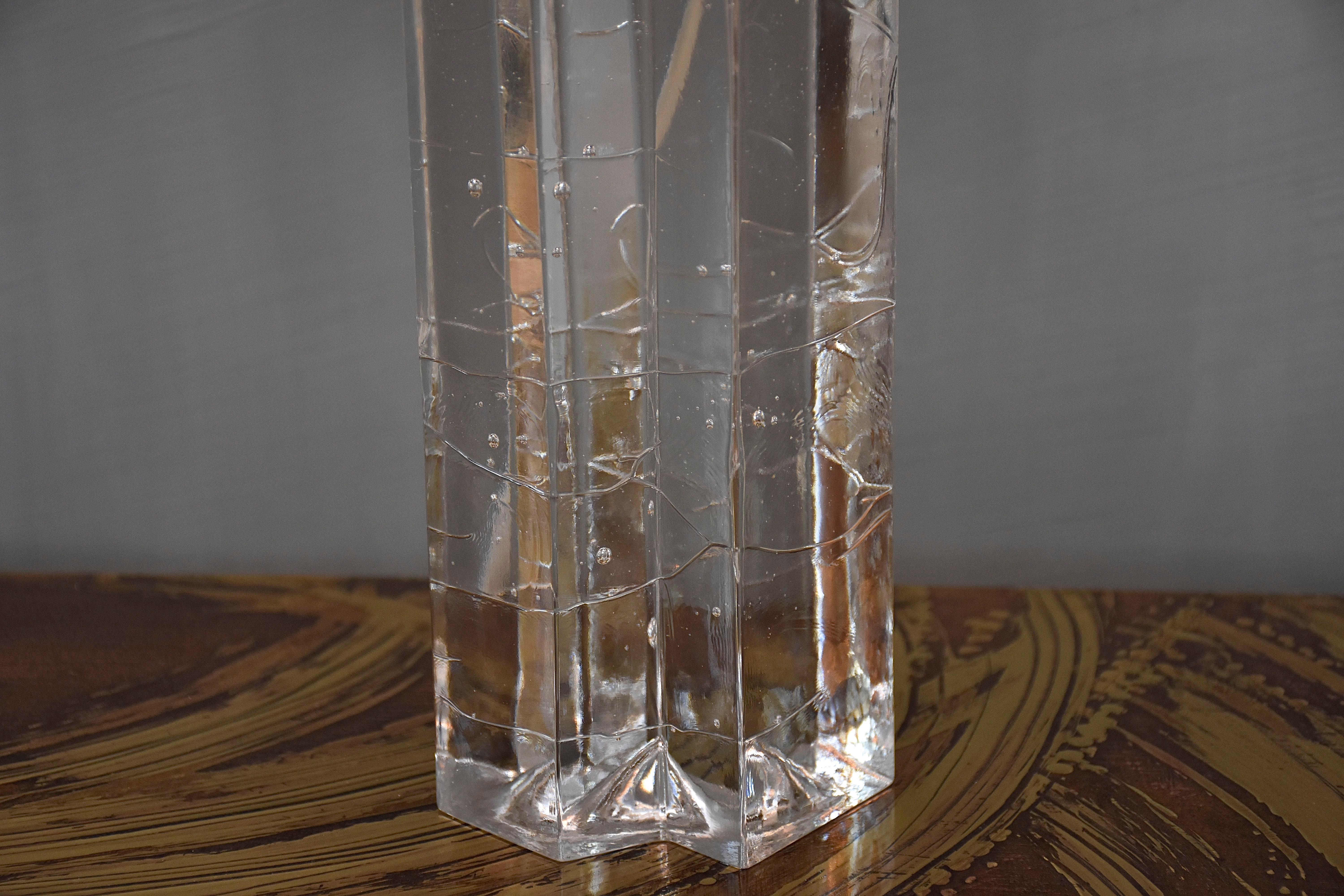 Finlandais Lampe de table Arkipelago en verre et laiton de Timo Sarpaneva en vente