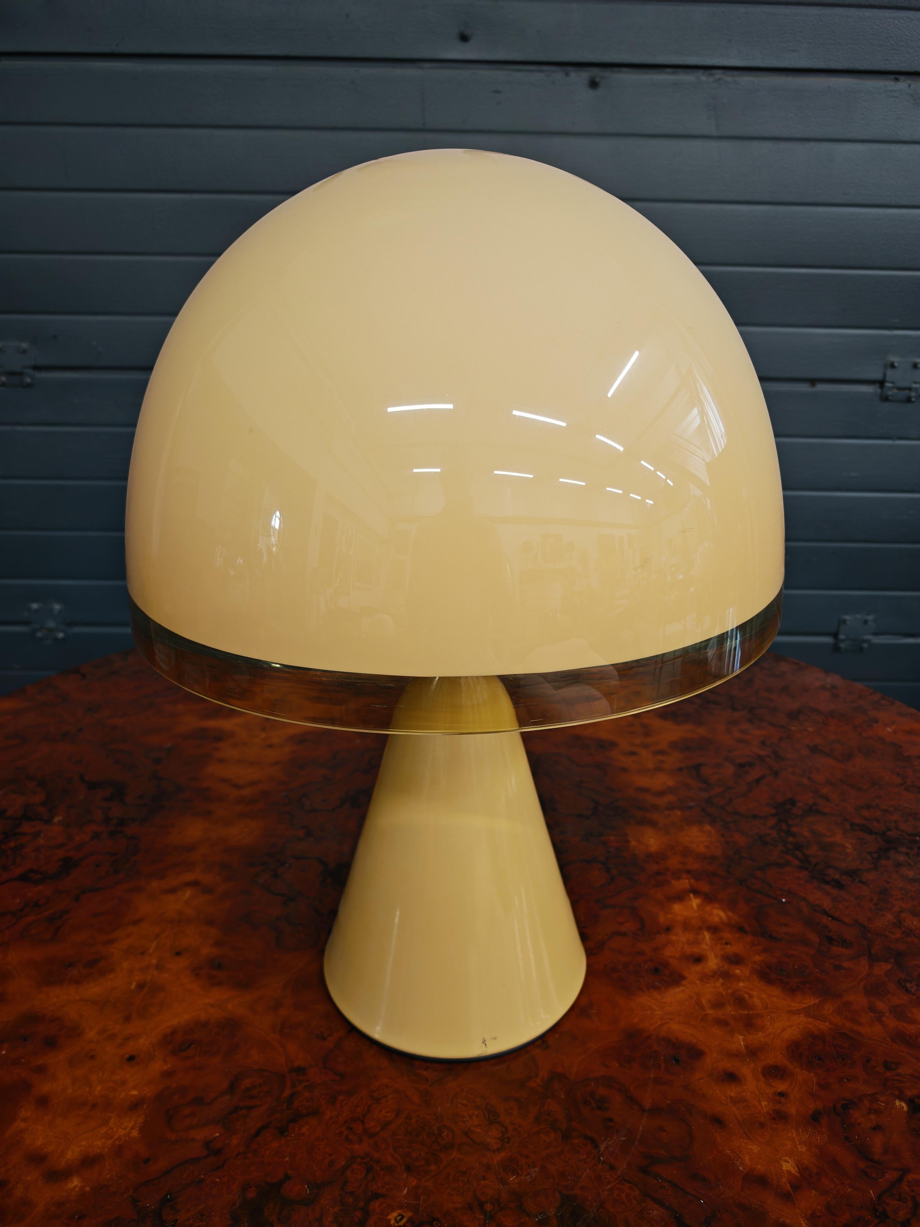 Lampe de table du milieu du siècle 