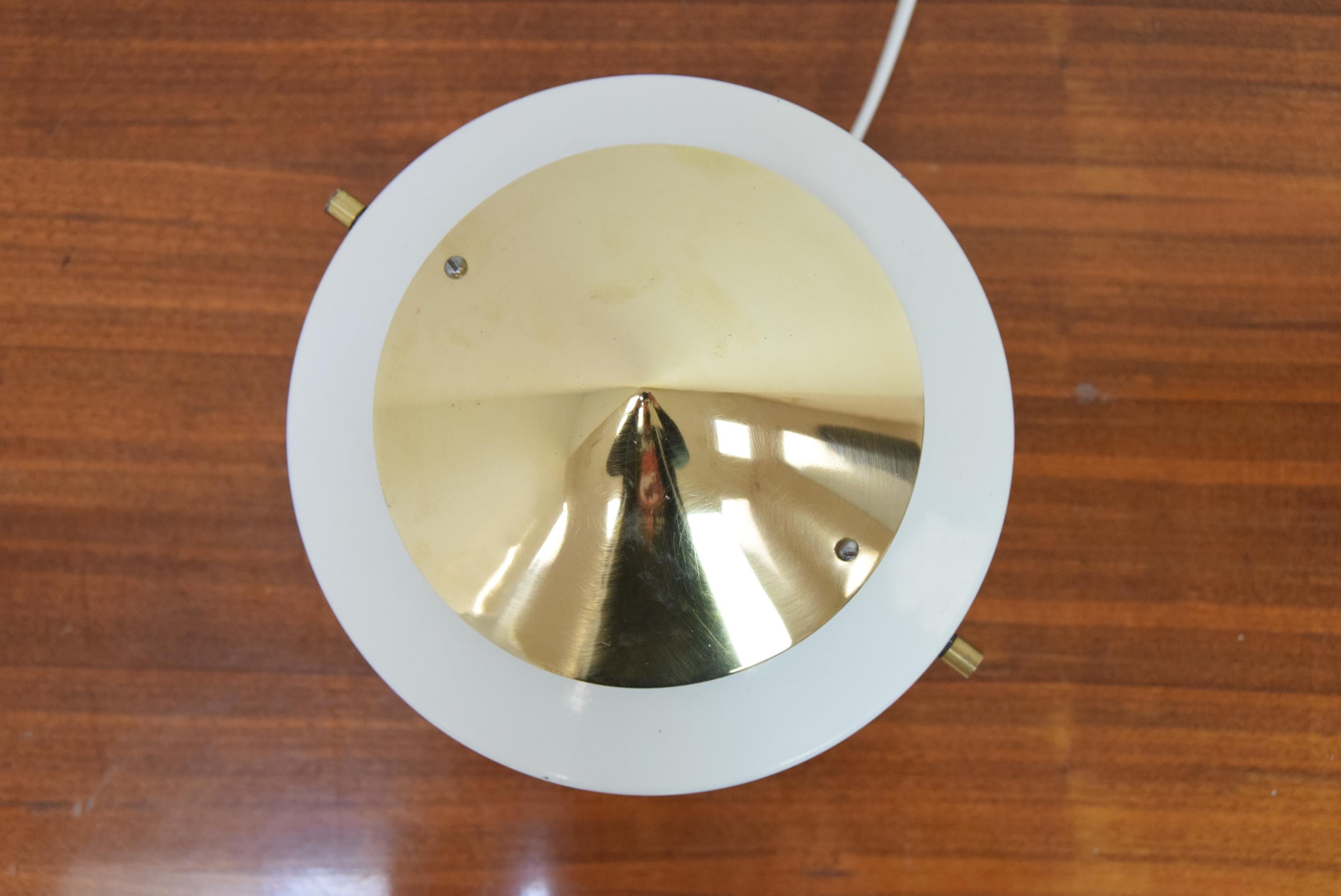 Midcentury Table Lamp, Brno, 1970s In Good Condition For Sale In Praha, CZ