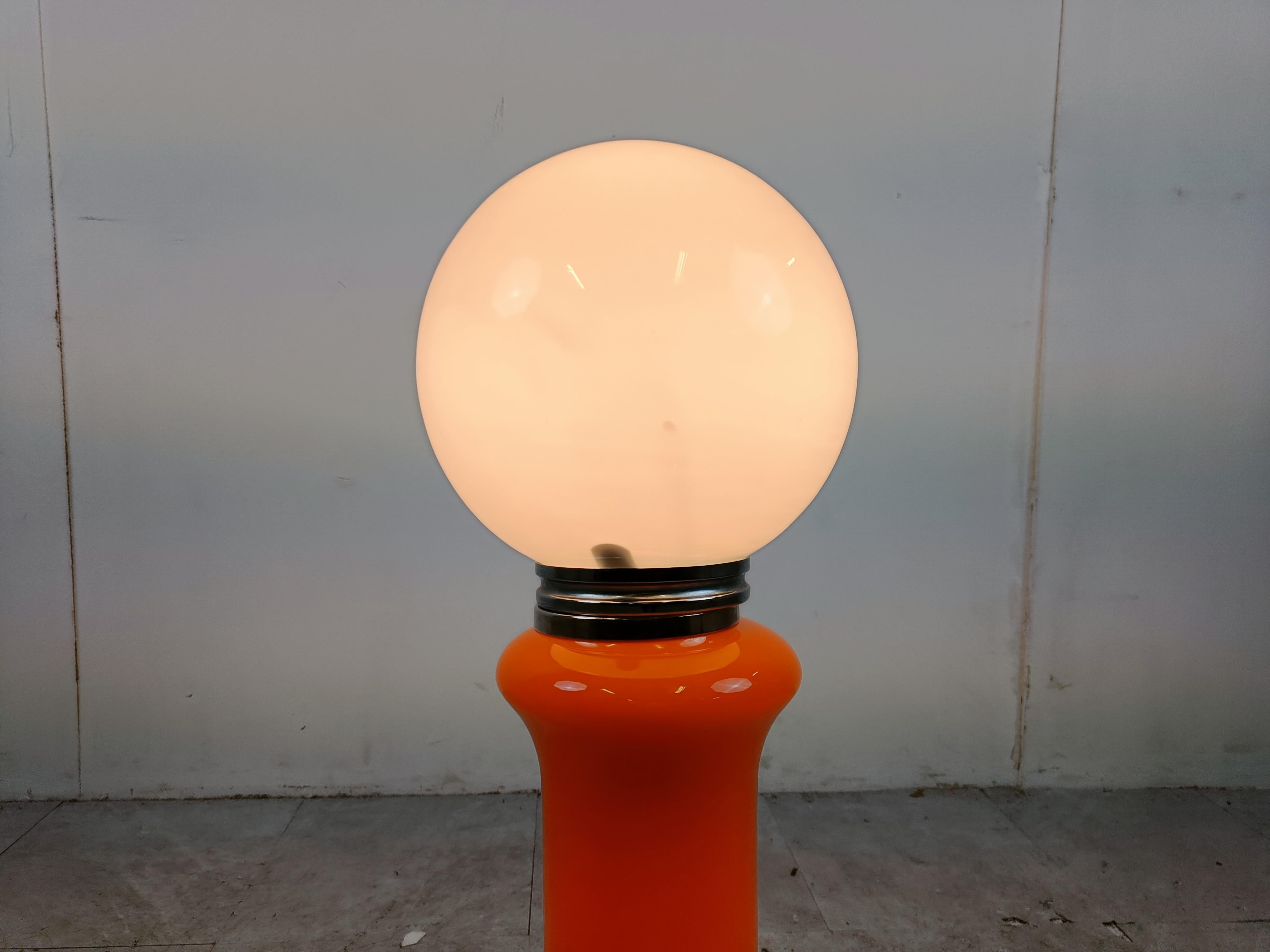 Lampe de table du milieu du siècle dernier de Carlo Nason pour Mazzega, années 1960  en vente 3