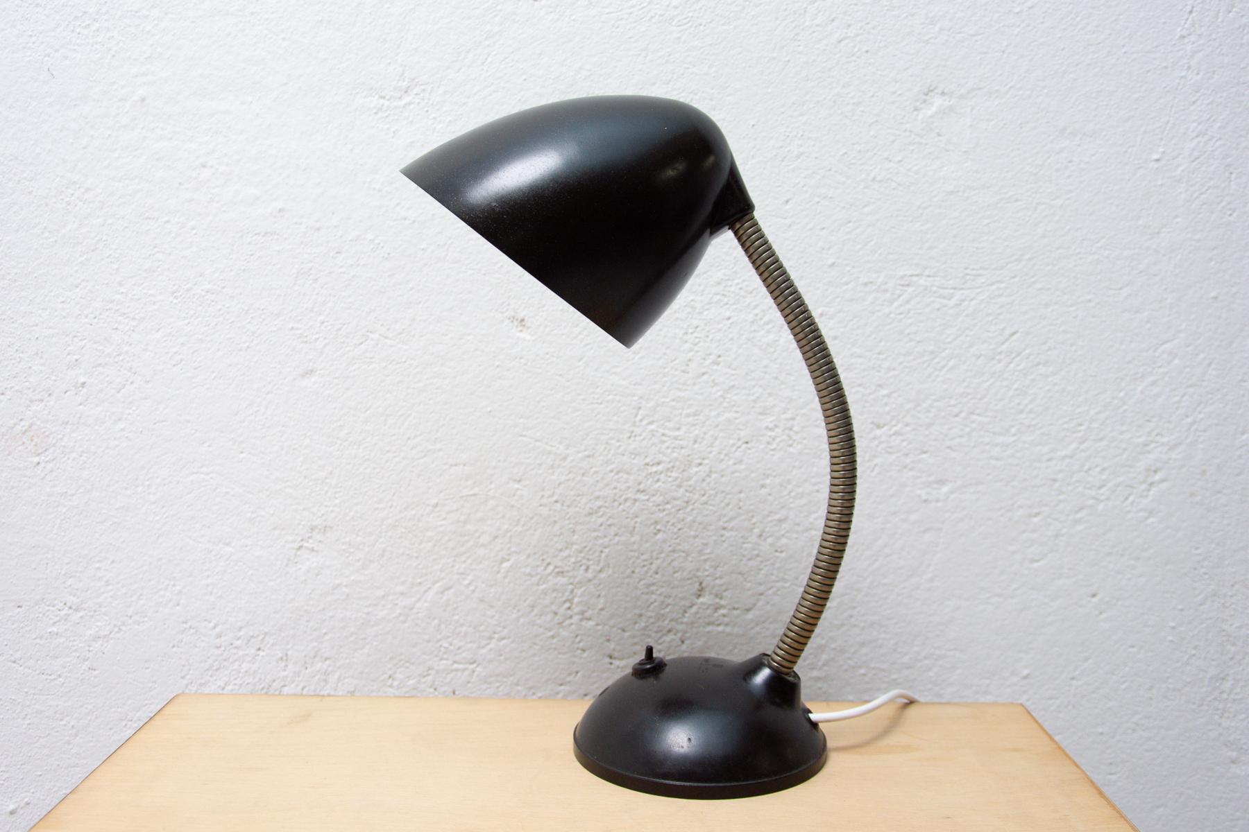 Mid Century Table Lamp by Eric Kirkman Cole for Elektrosvit, 1940´s In Good Condition For Sale In Prague 8, CZ