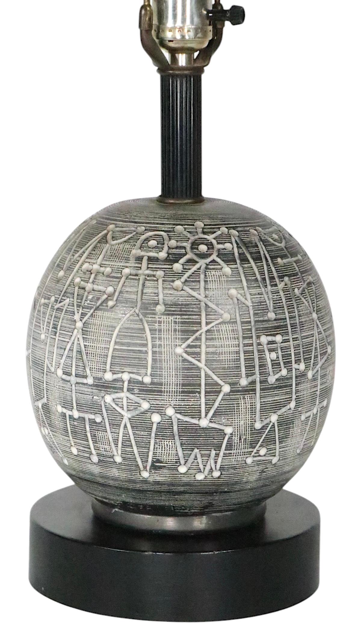 Mid-Century moderno Lampada da tavolo del Mid Century di F.A.I.P. del 1950 ca. in vendita