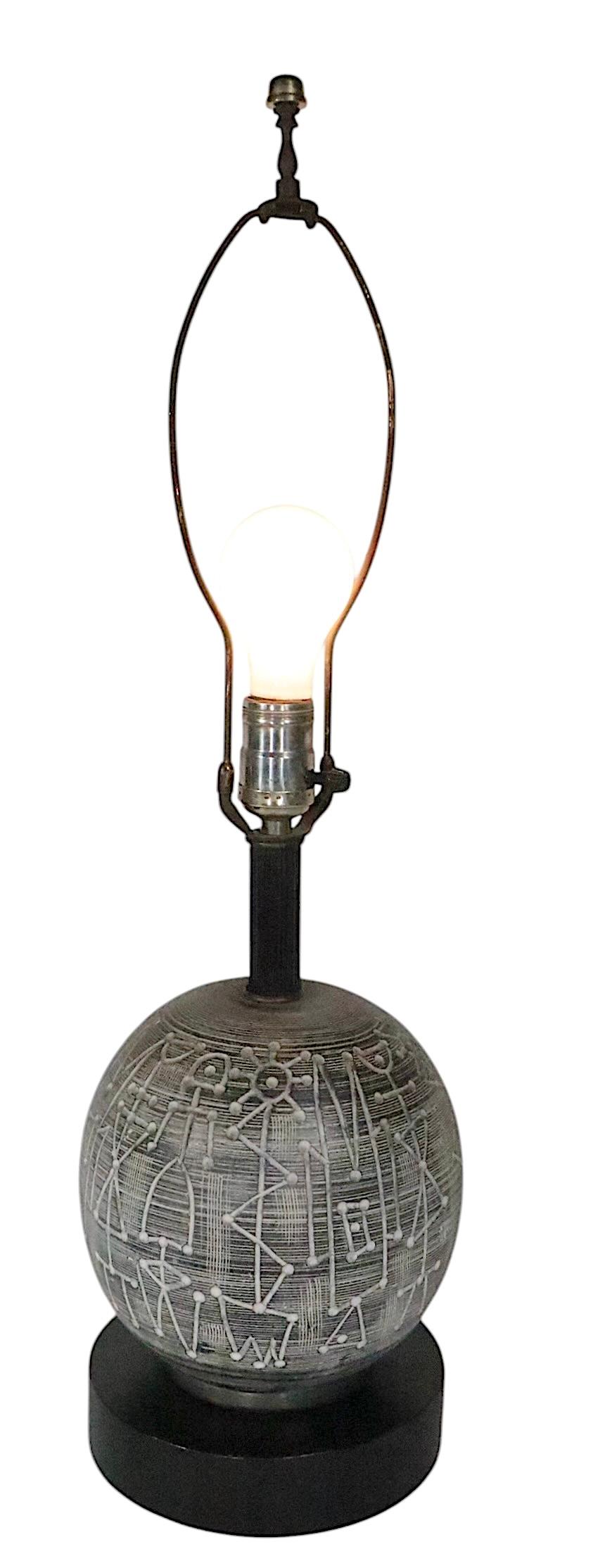 Americano Lampada da tavolo del Mid Century di F.A.I.P. del 1950 ca. in vendita