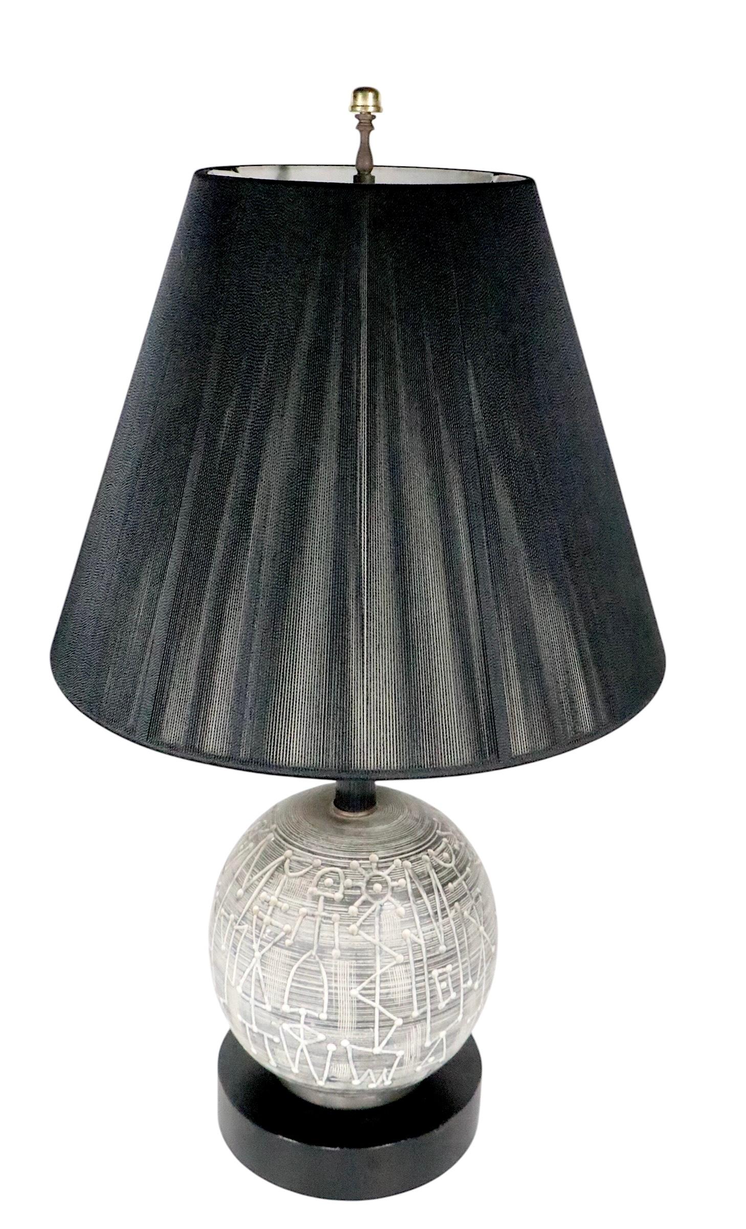 Lampada da tavolo del Mid Century di F.A.I.P. del 1950 ca. in vendita 2