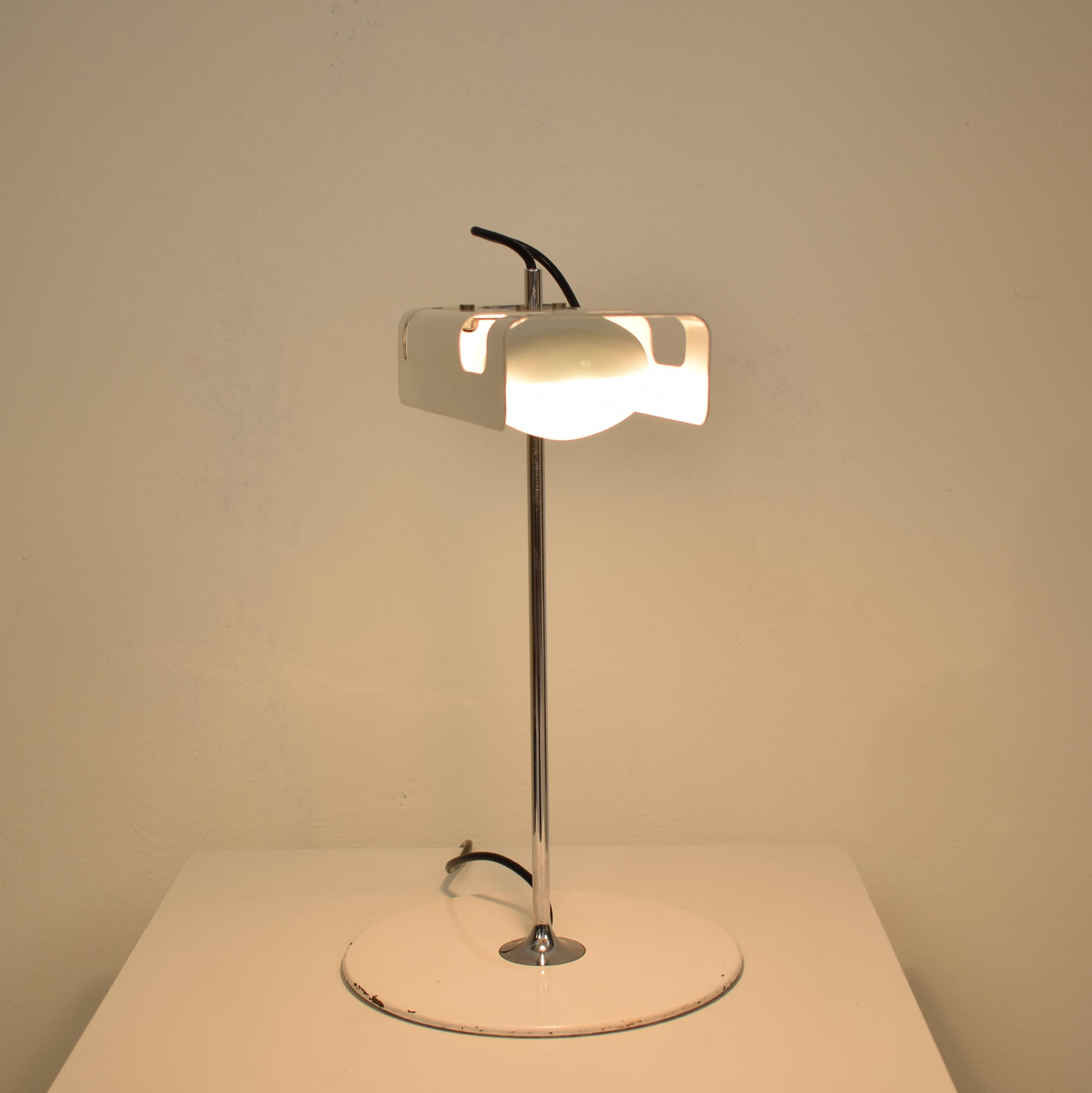 Italian Midcentury Table Lamp by Joe Colombo Model #291 Spider in White for Oluce, 1970