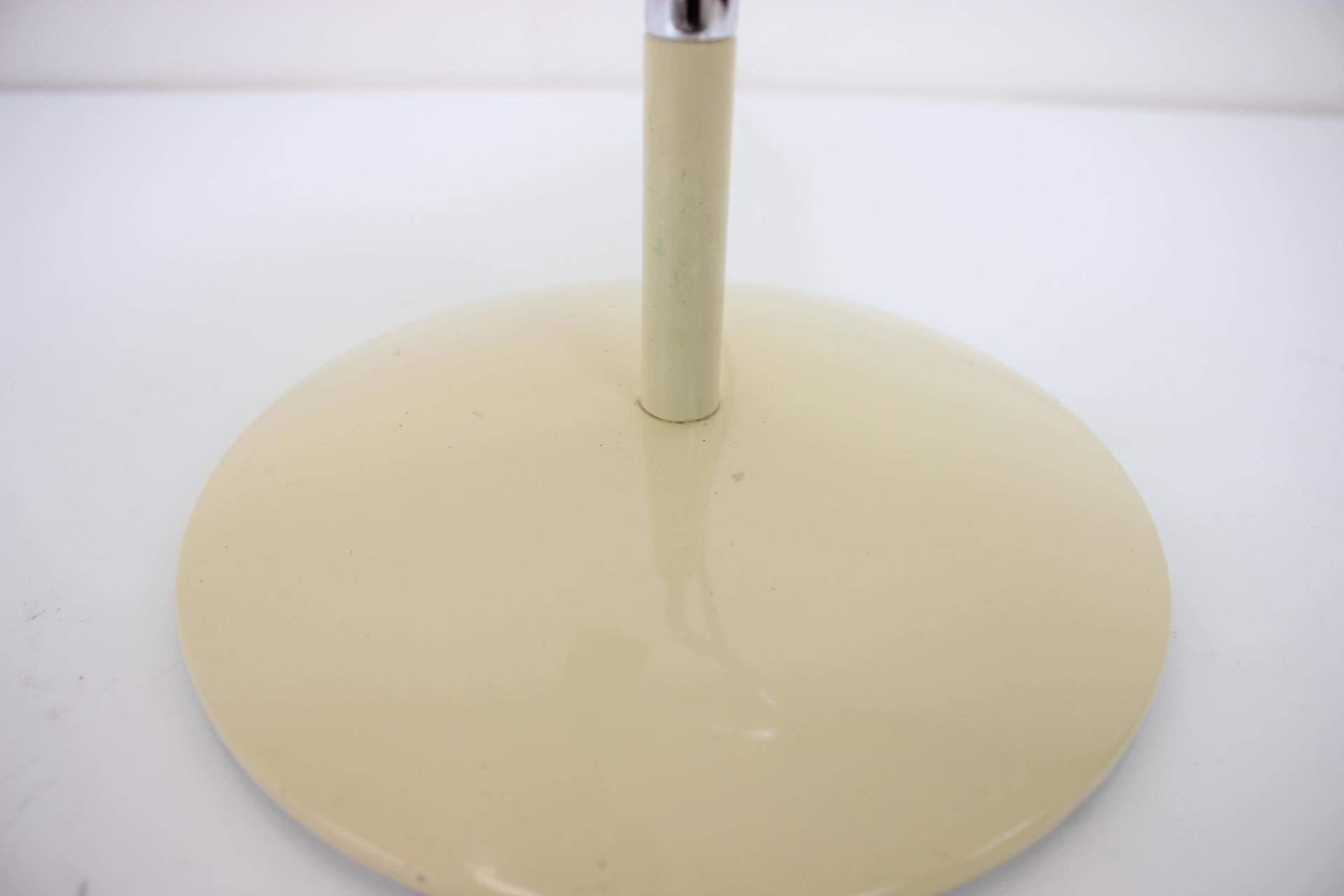 Lámpara de mesa de mediados de siglo de Josef Hůrka para Napako, años 60, Checoslovaquia en venta 3