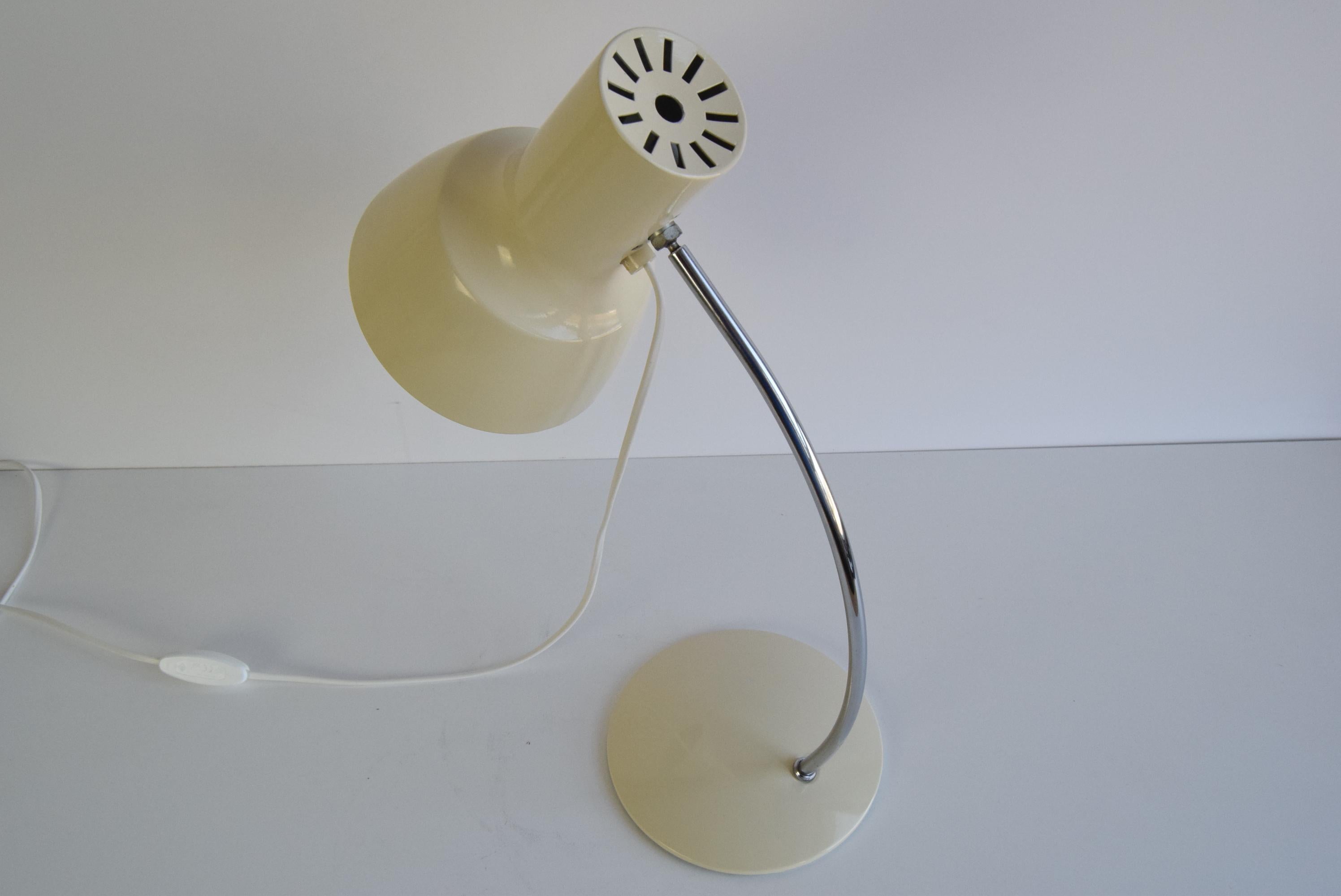 Lampe de table du milieu du siècle par Josef Hůrka pour Napako, années 1960. en vente 2