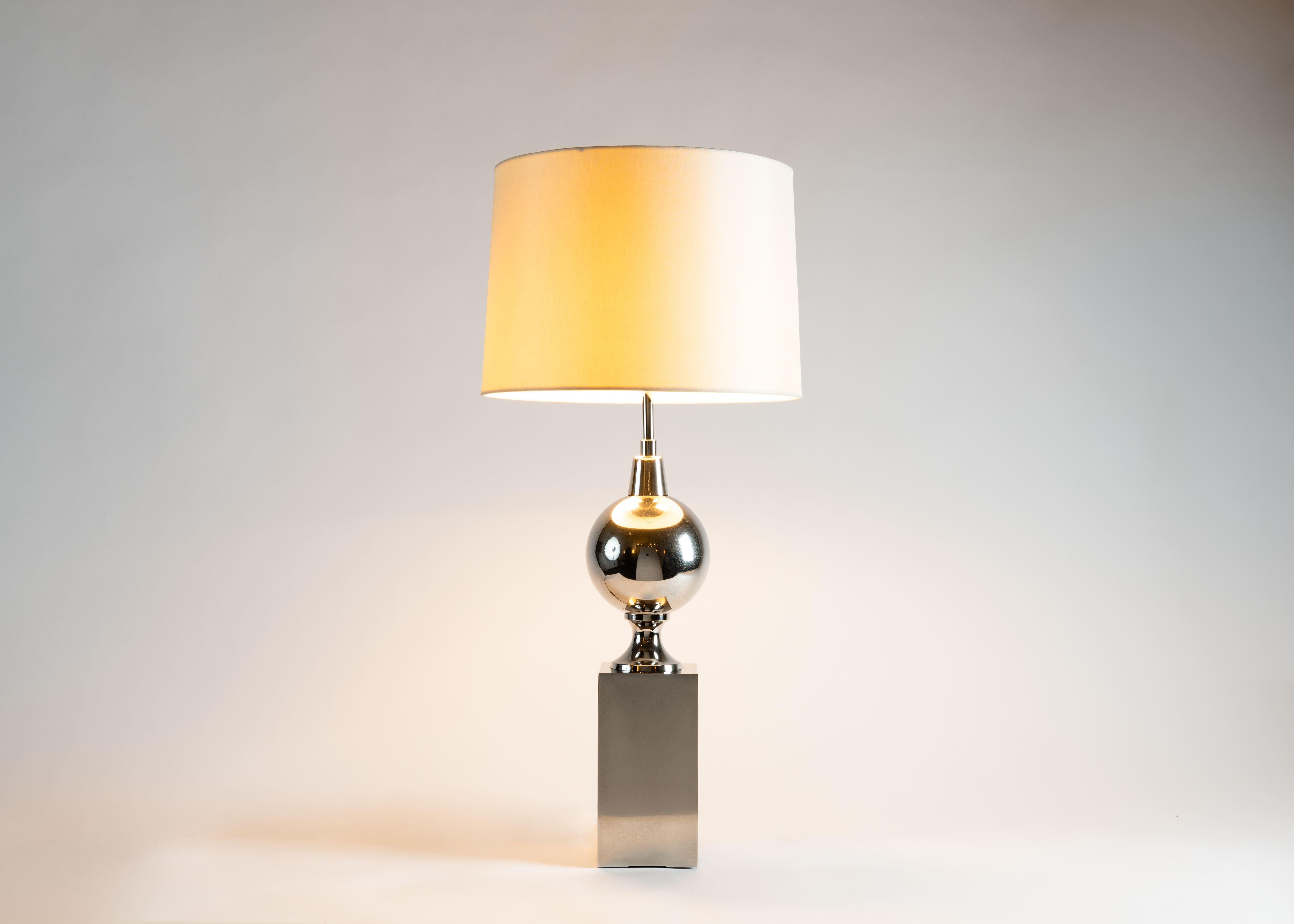 Mid-Century-Tischlampe von Maison Barbier, Frankreich, 1960er Jahre (Französisch) im Angebot
