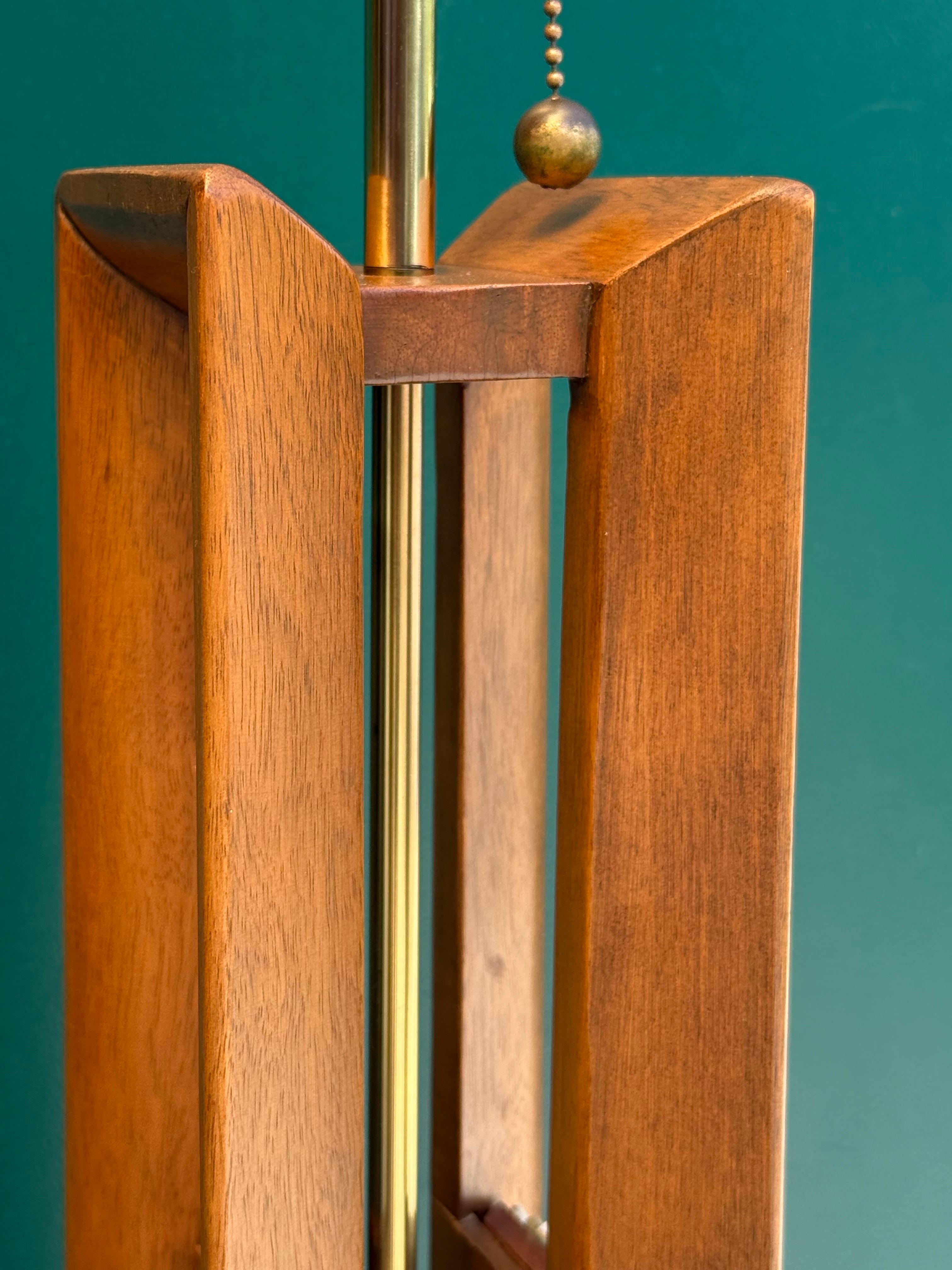 Mid-20th Century Mid-Century Table Lamp by Modeline Lamp Co. For Sale