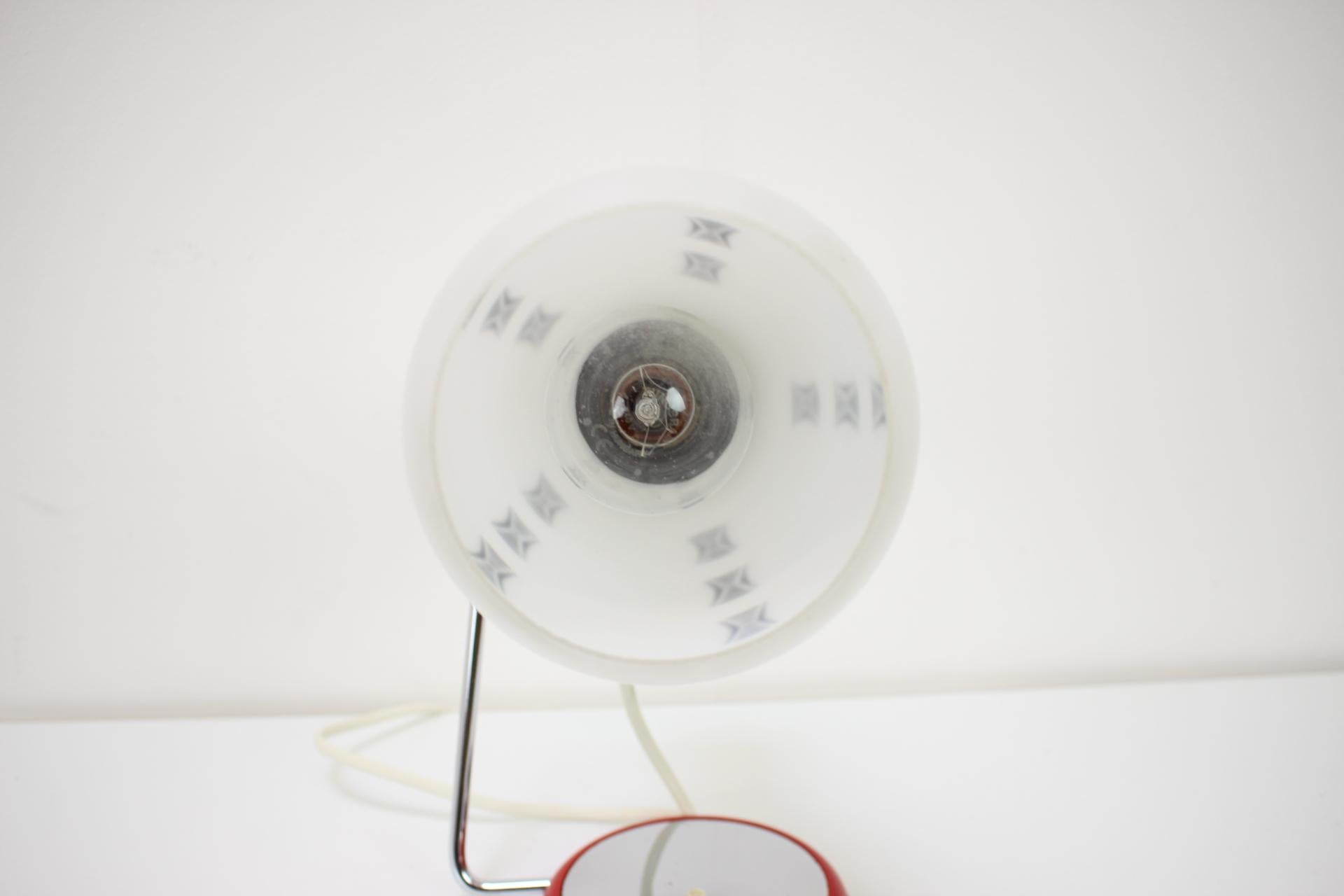 Mid-Century Modern Lampe de bureau du milieu du siècle par Napako, années 1960, Tchécoslovaquie en vente