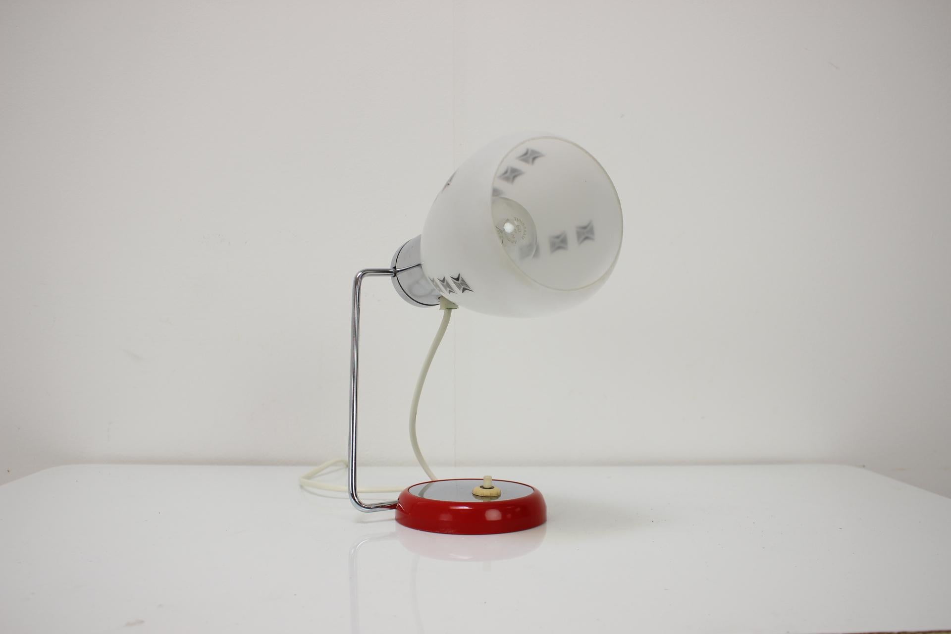 Milieu du XXe siècle Lampe de bureau du milieu du siècle par Napako, années 1960, Tchécoslovaquie en vente