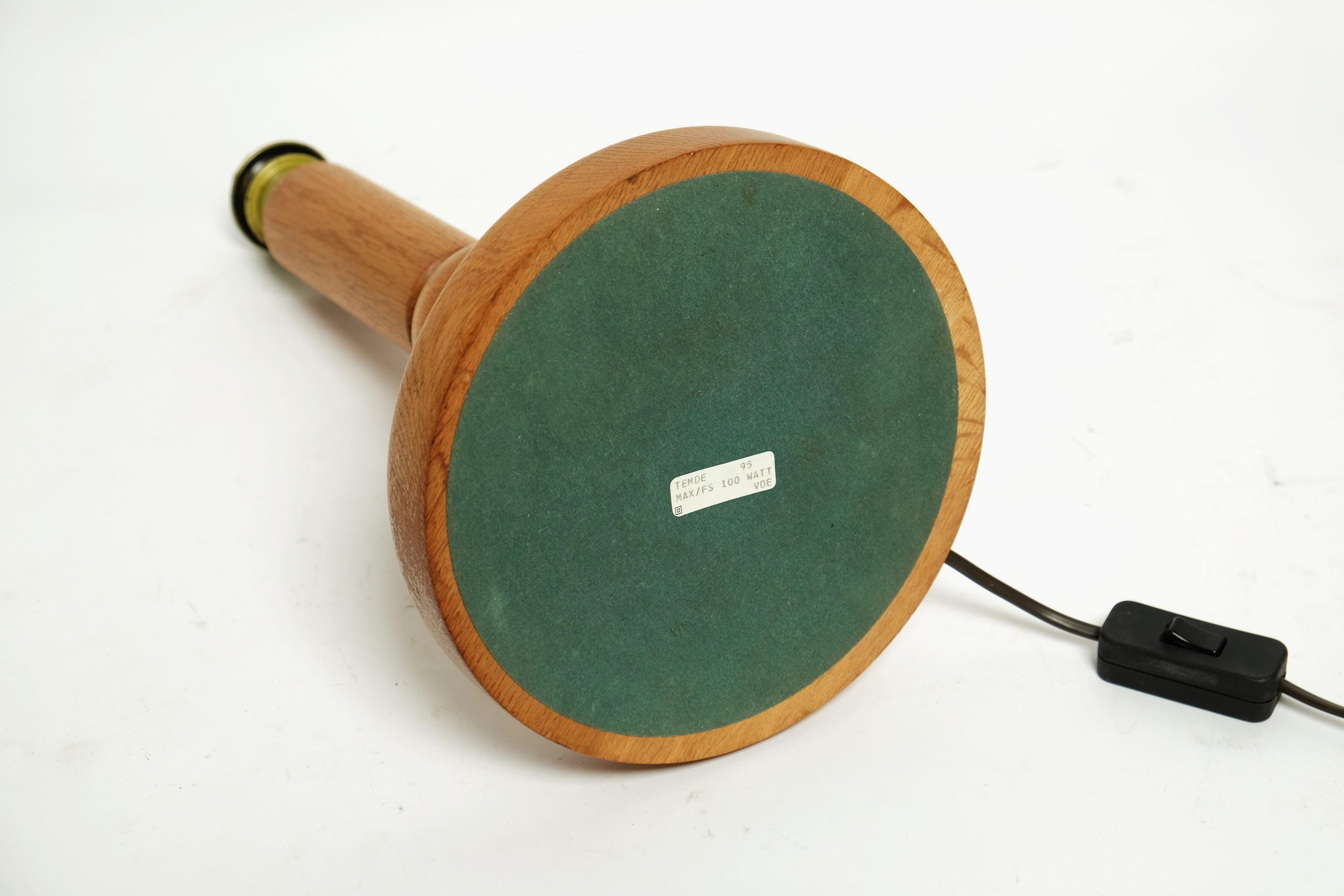 Lámpara de sobremesa Mid Century by Temde Wood, Suiza Años 70 en venta 13