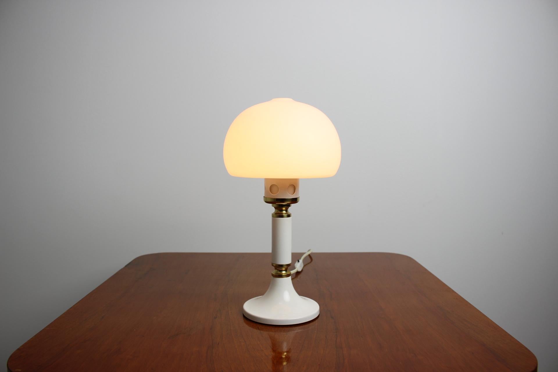 Midcentury Table Lamp/ Drukov, 1960s In Good Condition For Sale In Praha, CZ