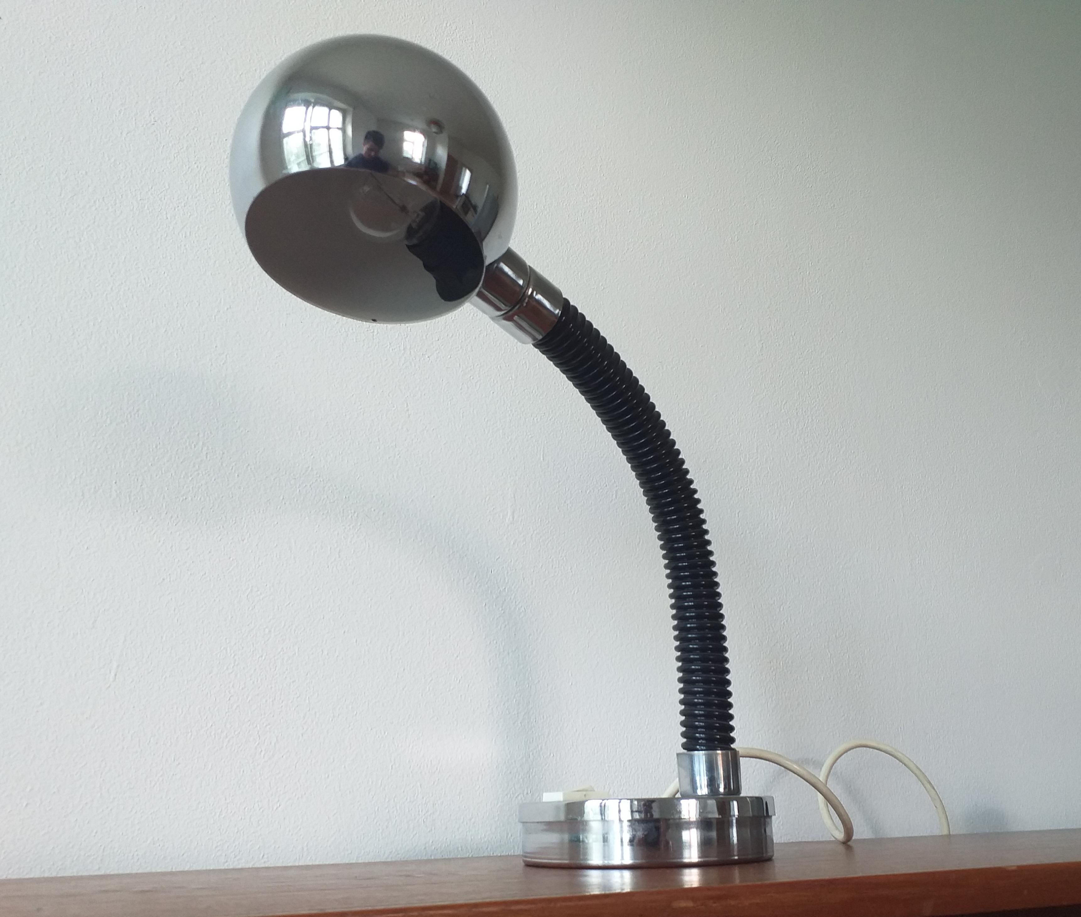 Midcentury Table Lamp Elbow, Targetti Sankey, Italy, 1970s In Good Condition For Sale In Praha, CZ