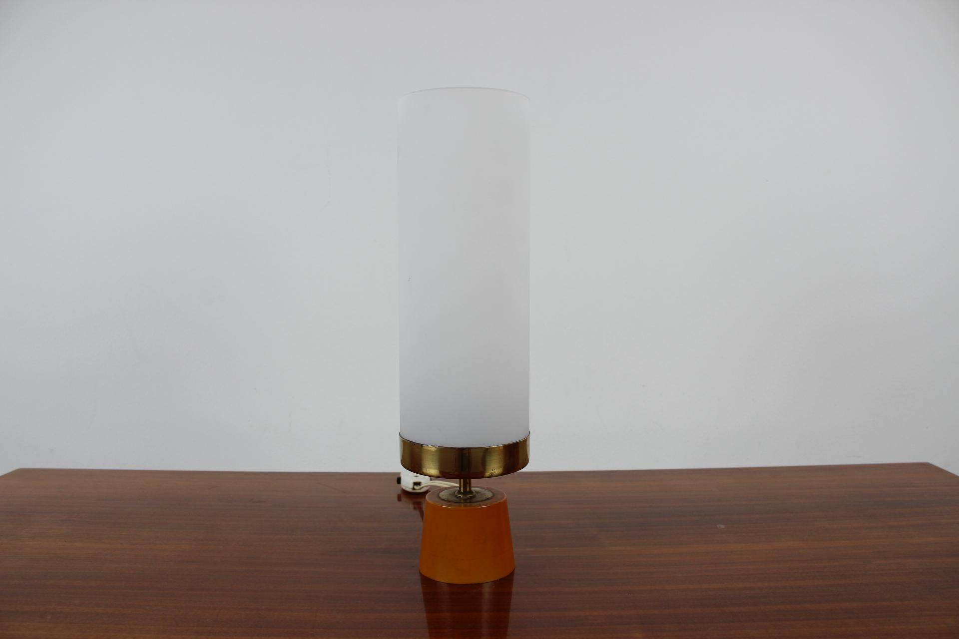 Mid-Century Table Lamp, Germany, 1970s In Good Condition For Sale In Praha, CZ