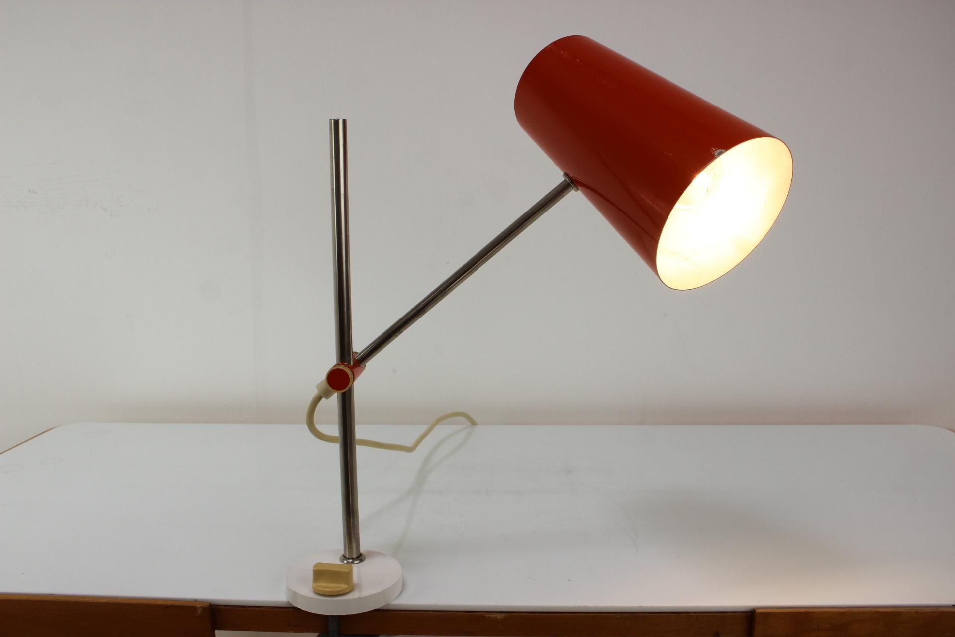 Tischlampe aus der Mitte des Jahrhunderts, Deutschland, 1970er Jahre im Angebot 3