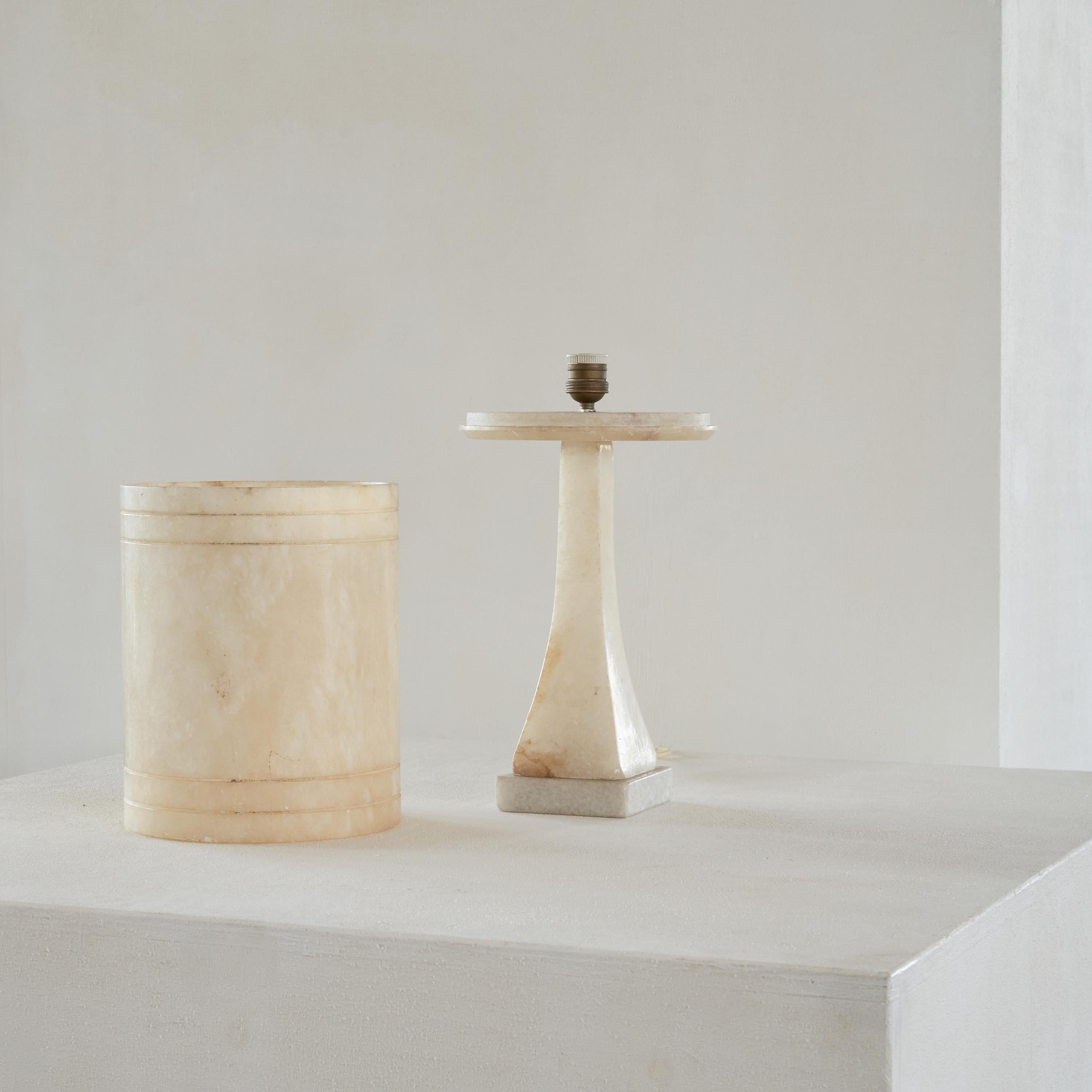 Laiton Lampe de table mi-siècle en albâtre 1960s