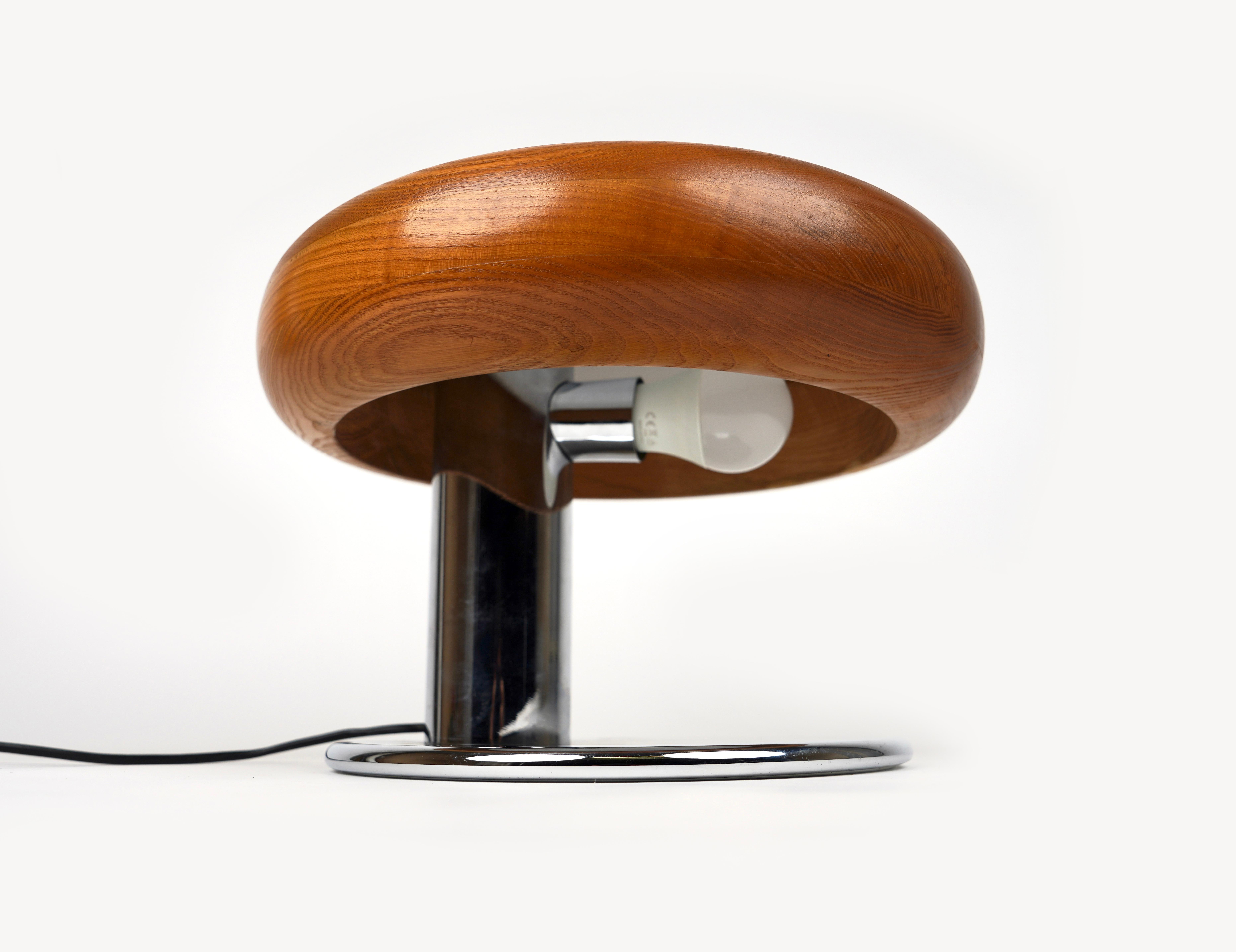 Late 20th Century Midcentury Table Lamp in Beechwood and Chrome, Italy, 1970s For Sale