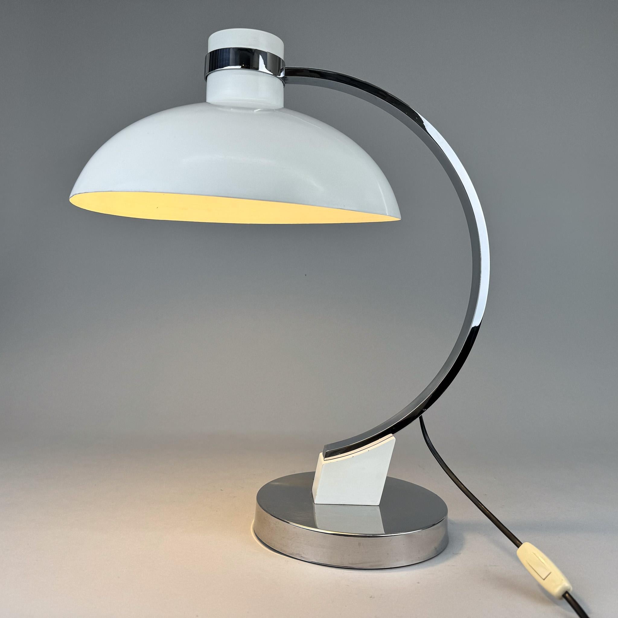 Beautiful metal and chrome table or desk lamp in Kaiser Idell Style. Bulb: 1 x E27 (E26). US adapter included.