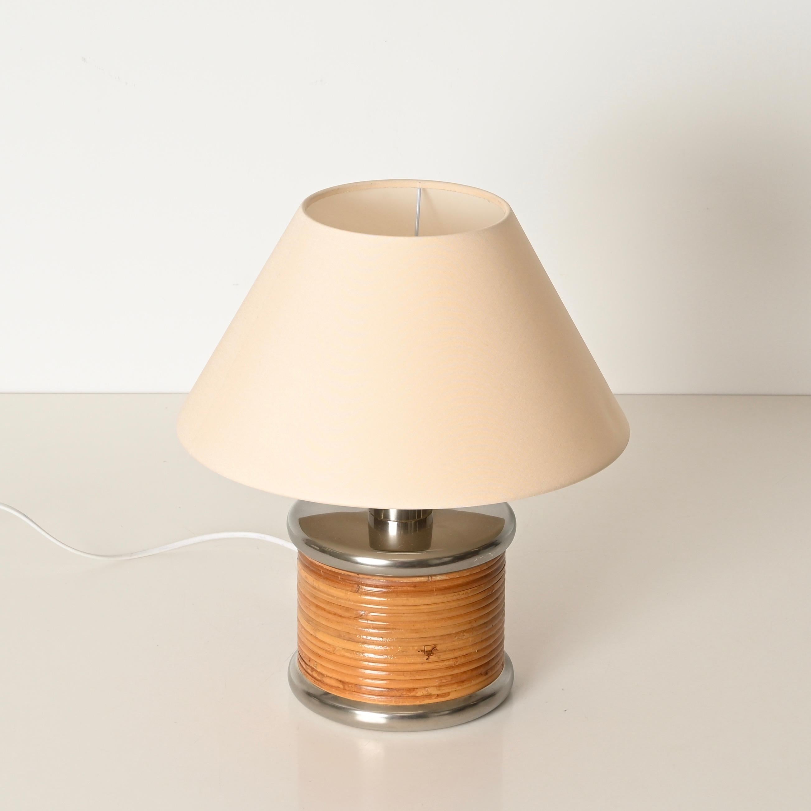 Lámpara de mesa de mediados de siglo en ratán y cromo de Vivai del Sud, Italia 1970 en venta 2