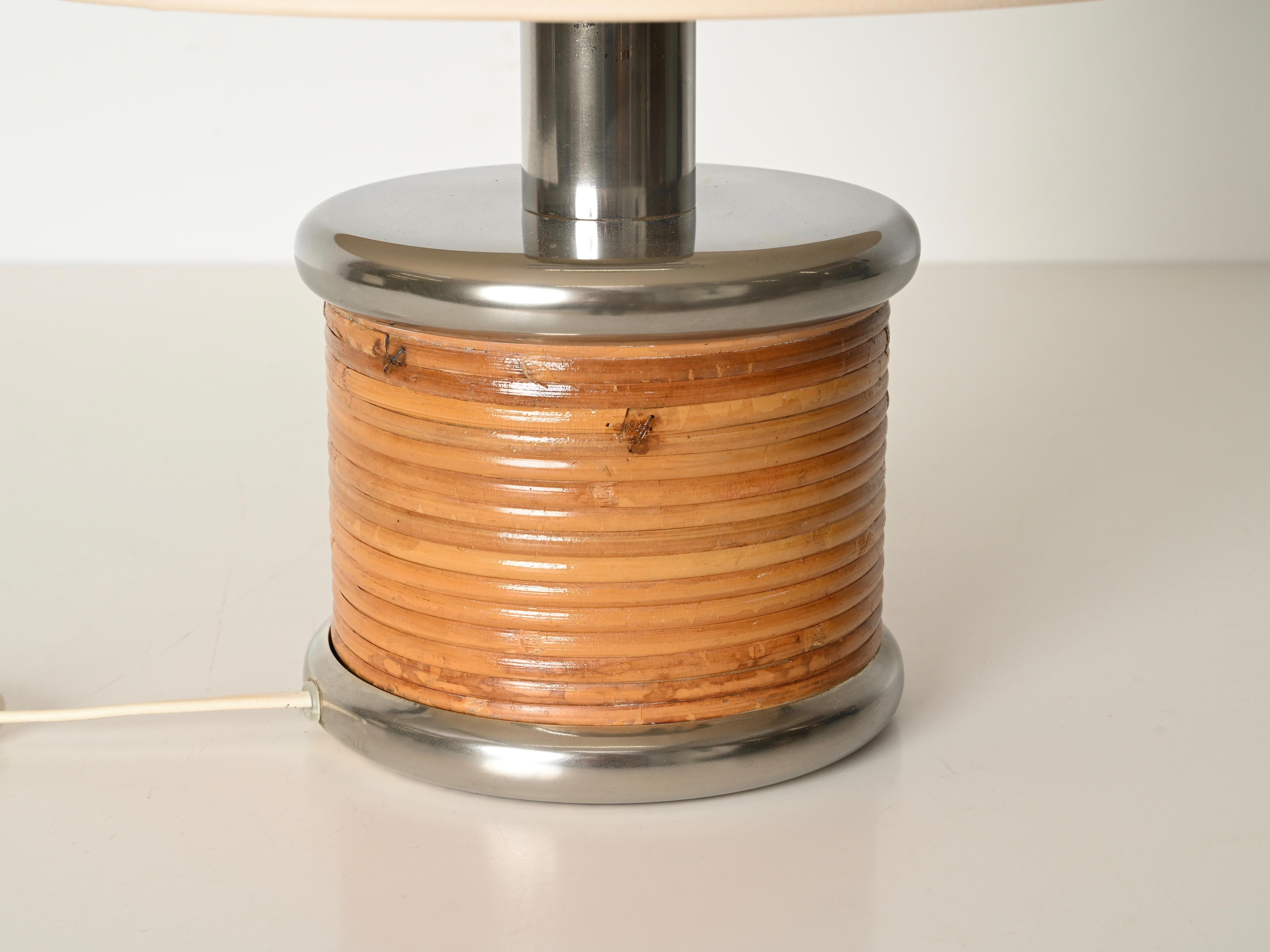 Lámpara de mesa de mediados de siglo en ratán y cromo de Vivai del Sud, Italia 1970 en venta 3