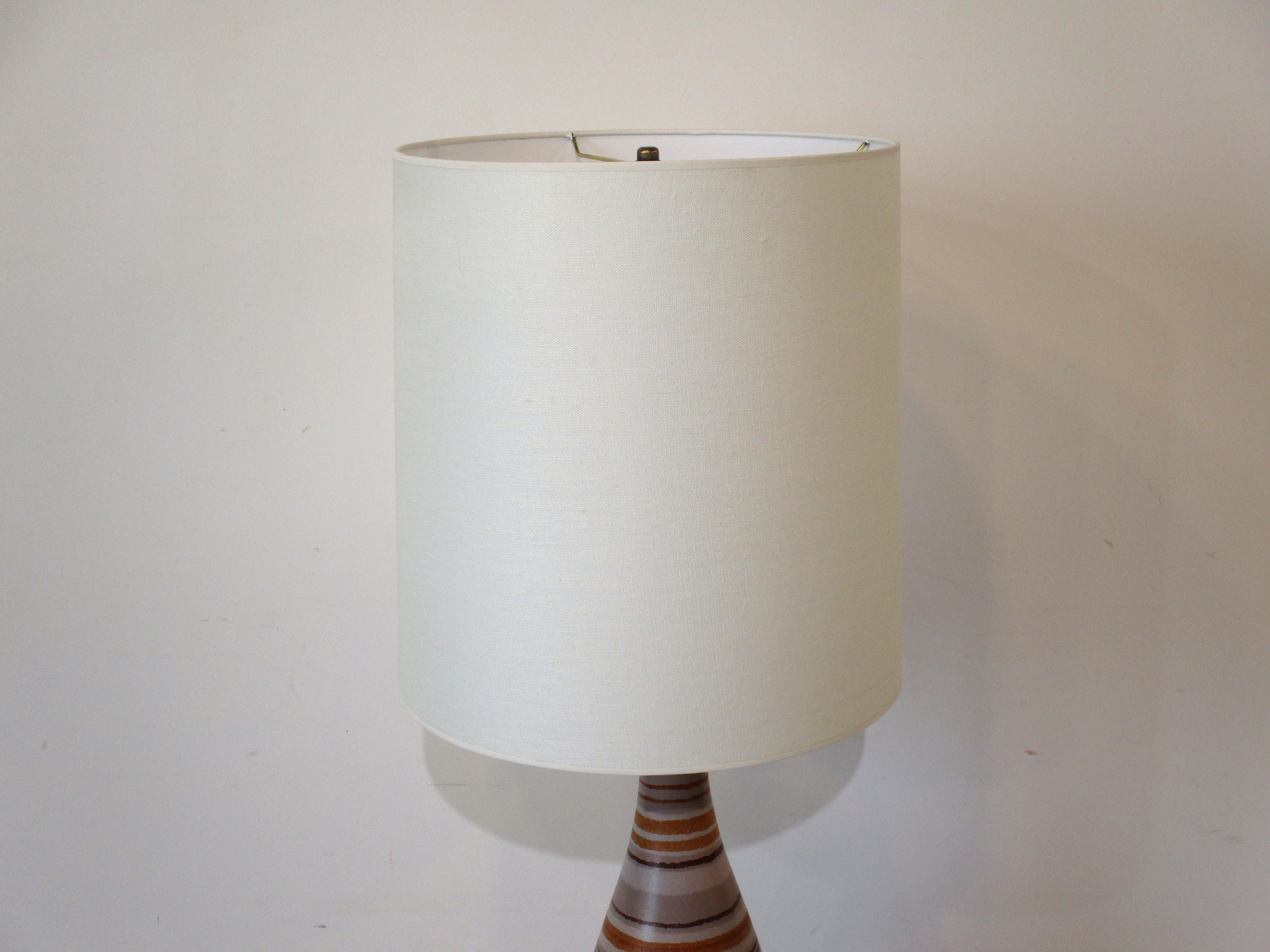 Midcentury Table Lamp in the Style of Bitossi For Sale 2