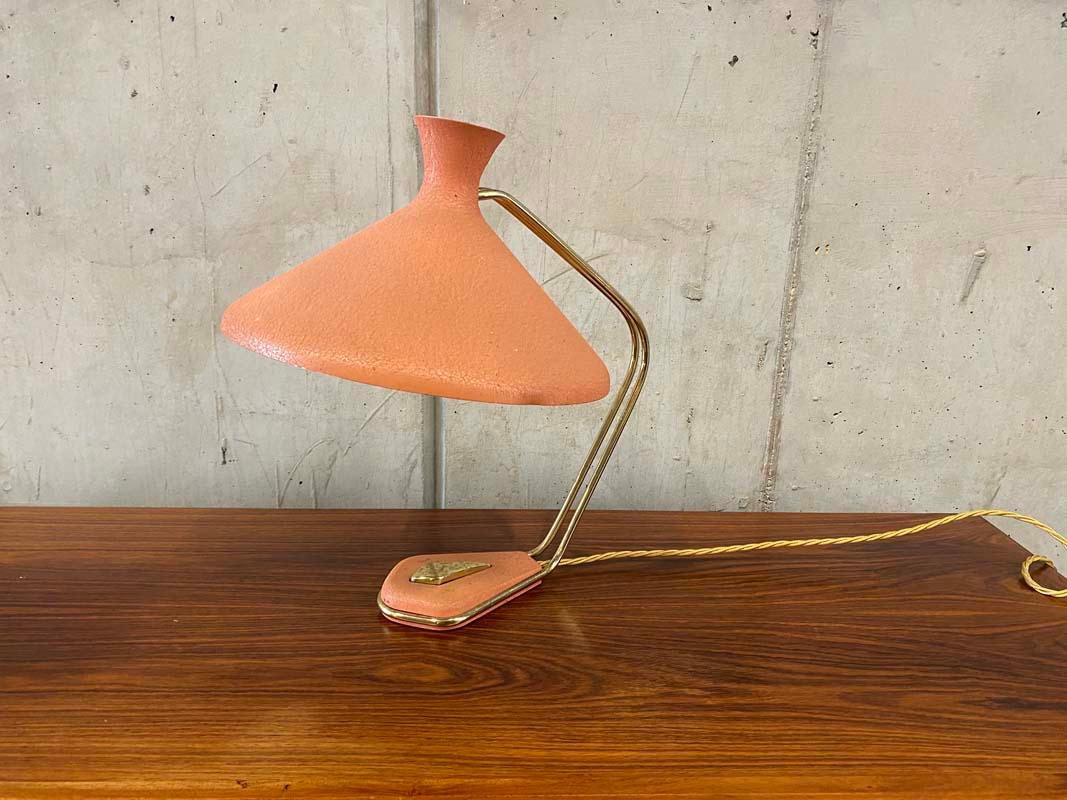 Lacquered Midcentury Table Lamp in the Style of Louis C. Kalff