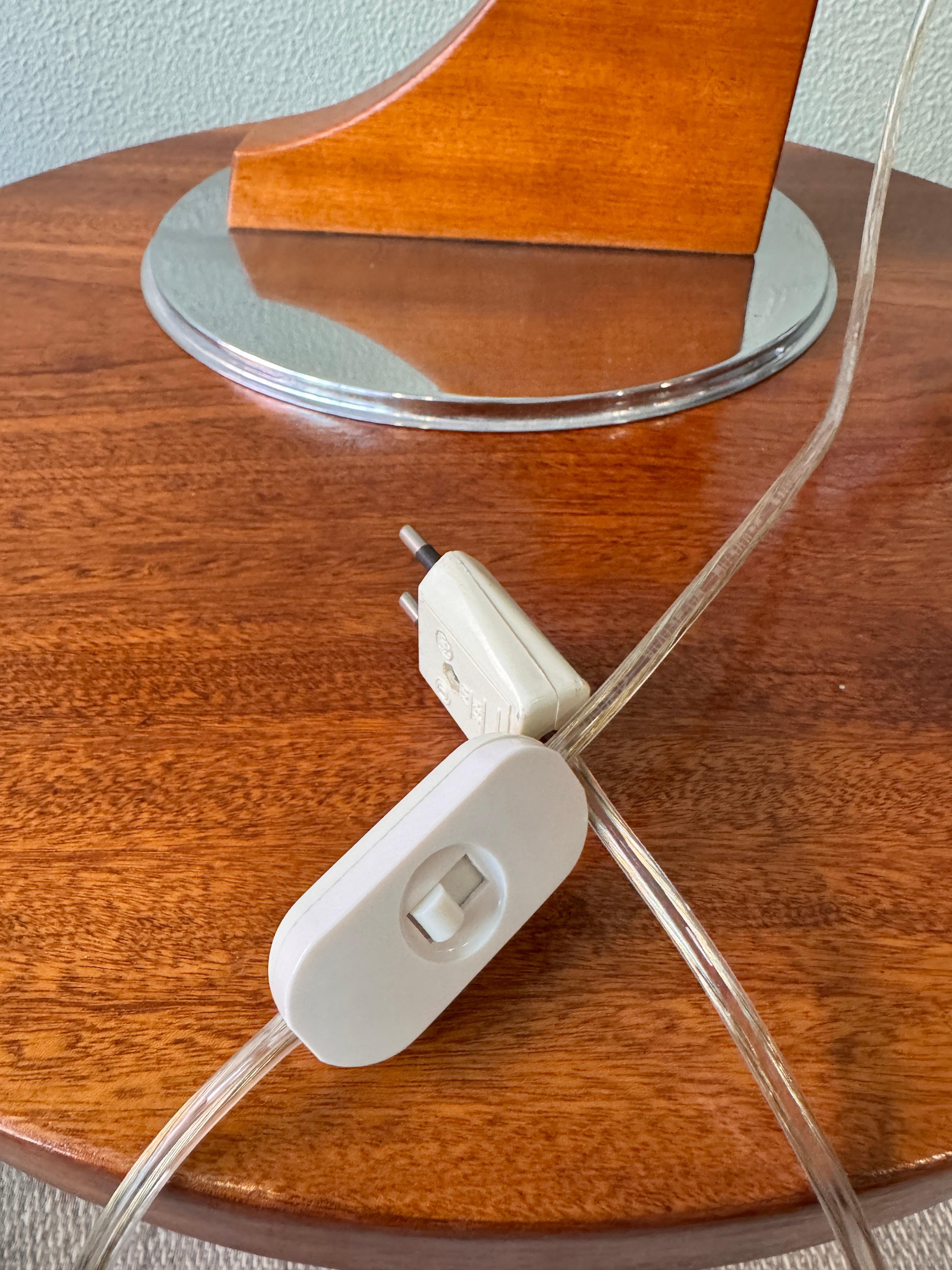Mid century Table Lamp in the style of Luis Perez de la Oliva, Portugal 1970's For Sale 13