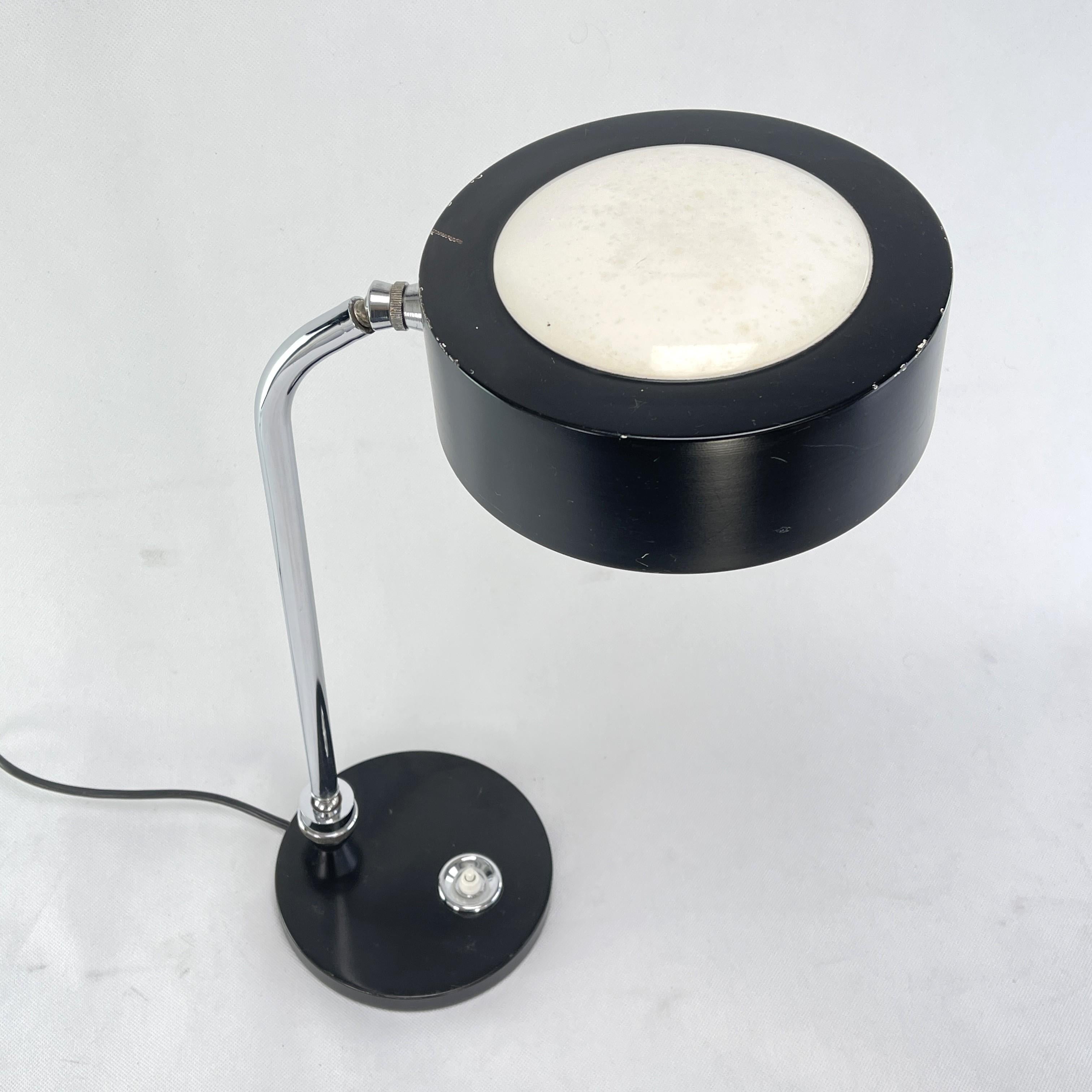 Lacquered Mid-Century Modern Desk Lamps by André Mounique for Jumo - France For Sale