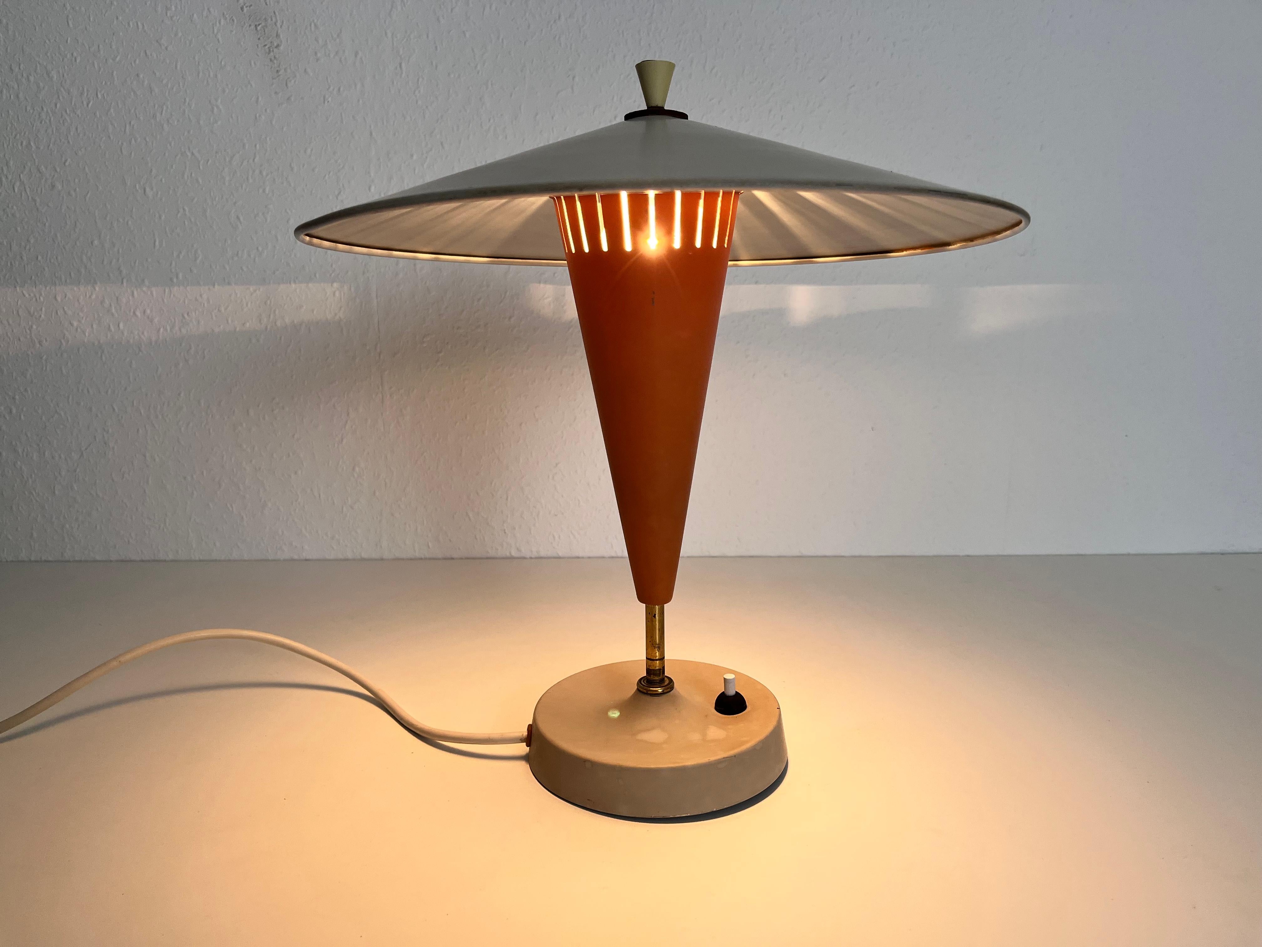 Lampada da tavolo di metà secolo realizzata nella DDR, anni '60 in vendita 1