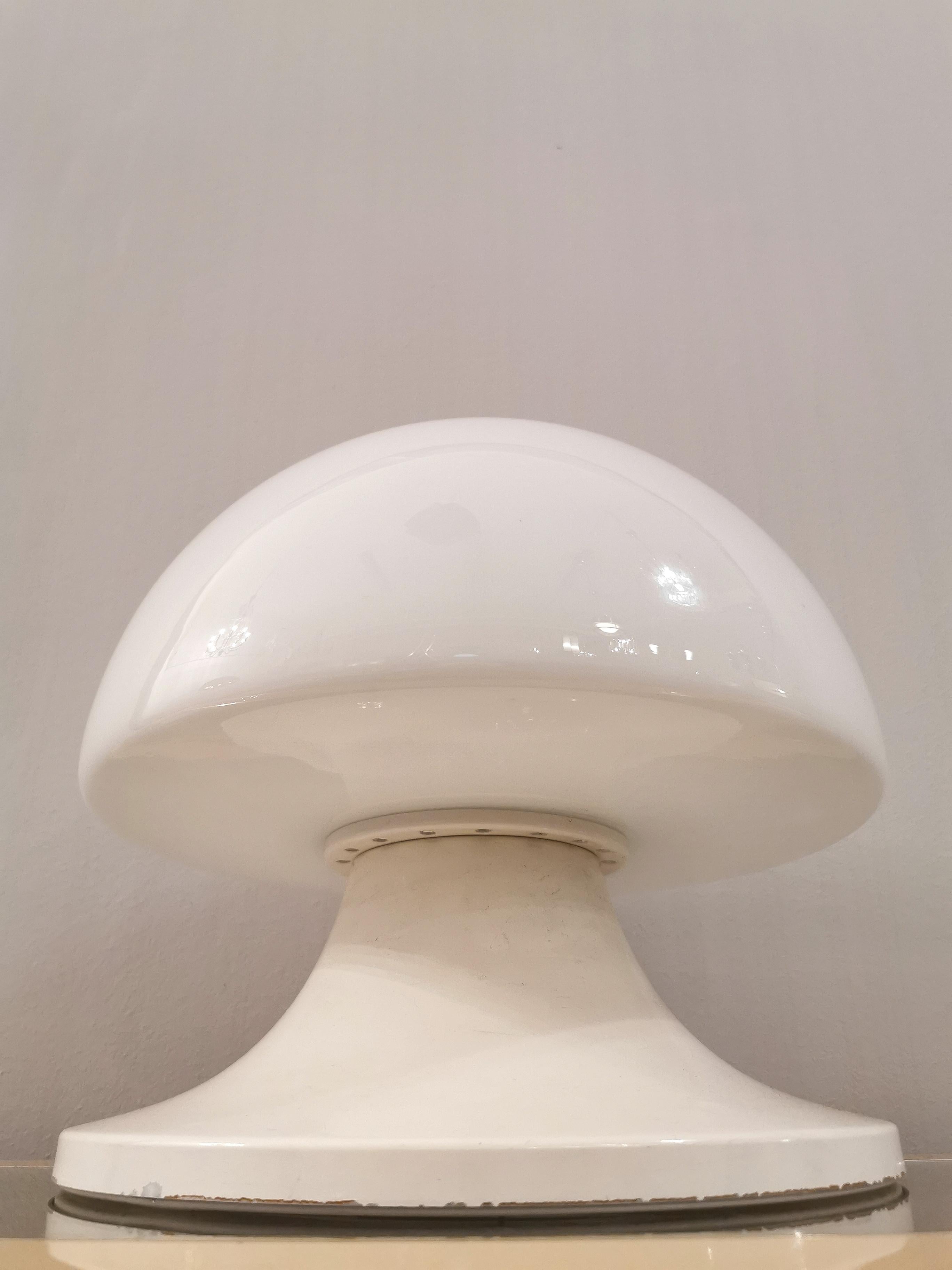Mid Century Table Lamp Milk Glass Aluminum White Lighting Italian Design 1960s In Good Condition In Palermo, IT