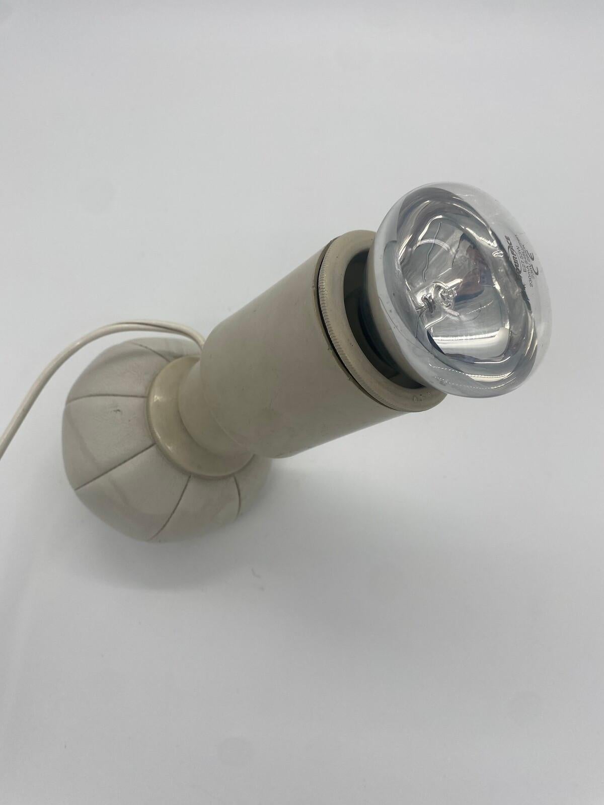Milieu du XXe siècle Lampe de table du milieu du siècle modèle 600 par Gino Sarfatti pour Arteluce - 1966 en vente