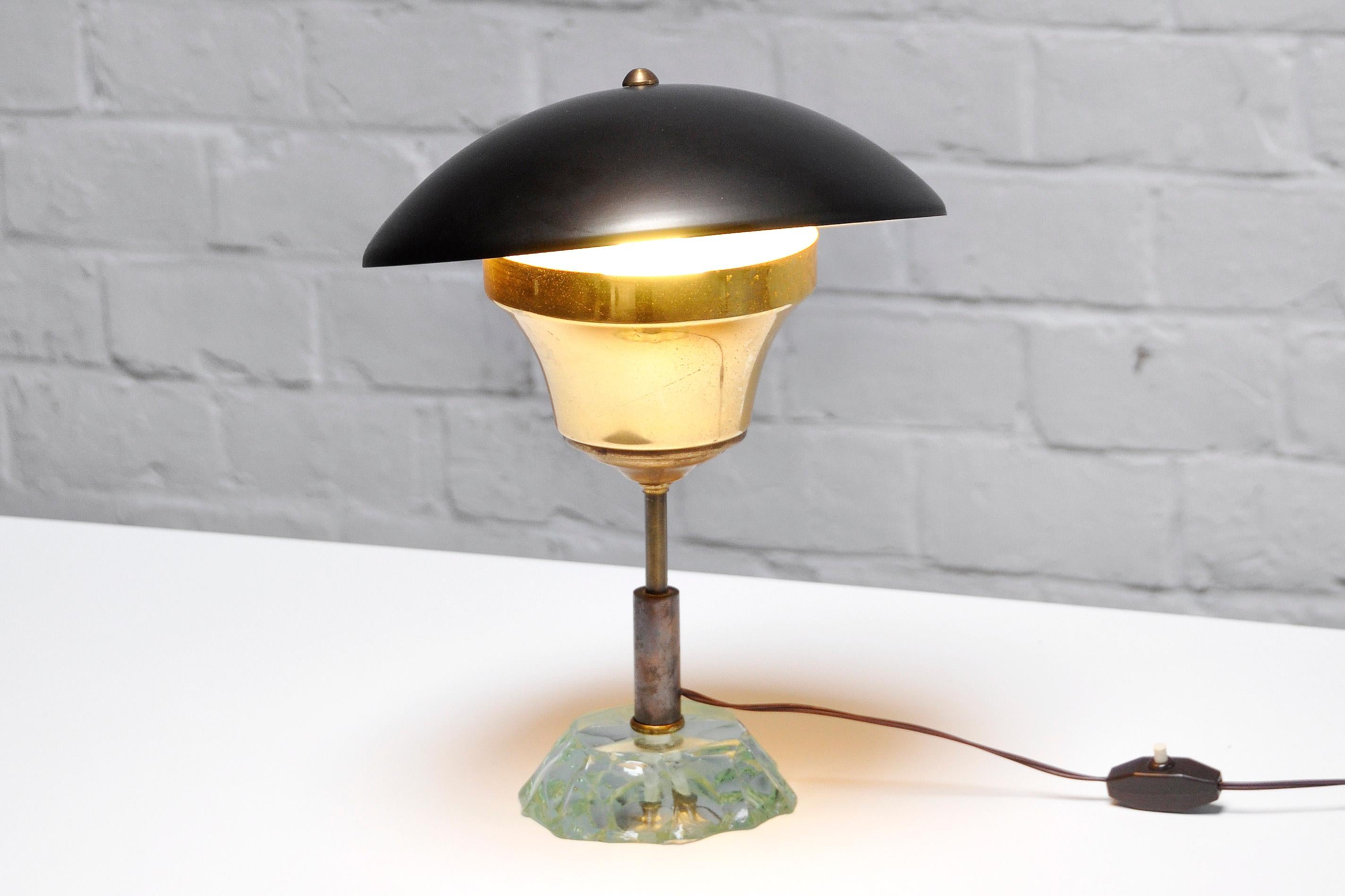 Mid-Century Modern Mid-Century Table Lamp with Crystal Glass Base by Max Ingrand for Fontana Arte