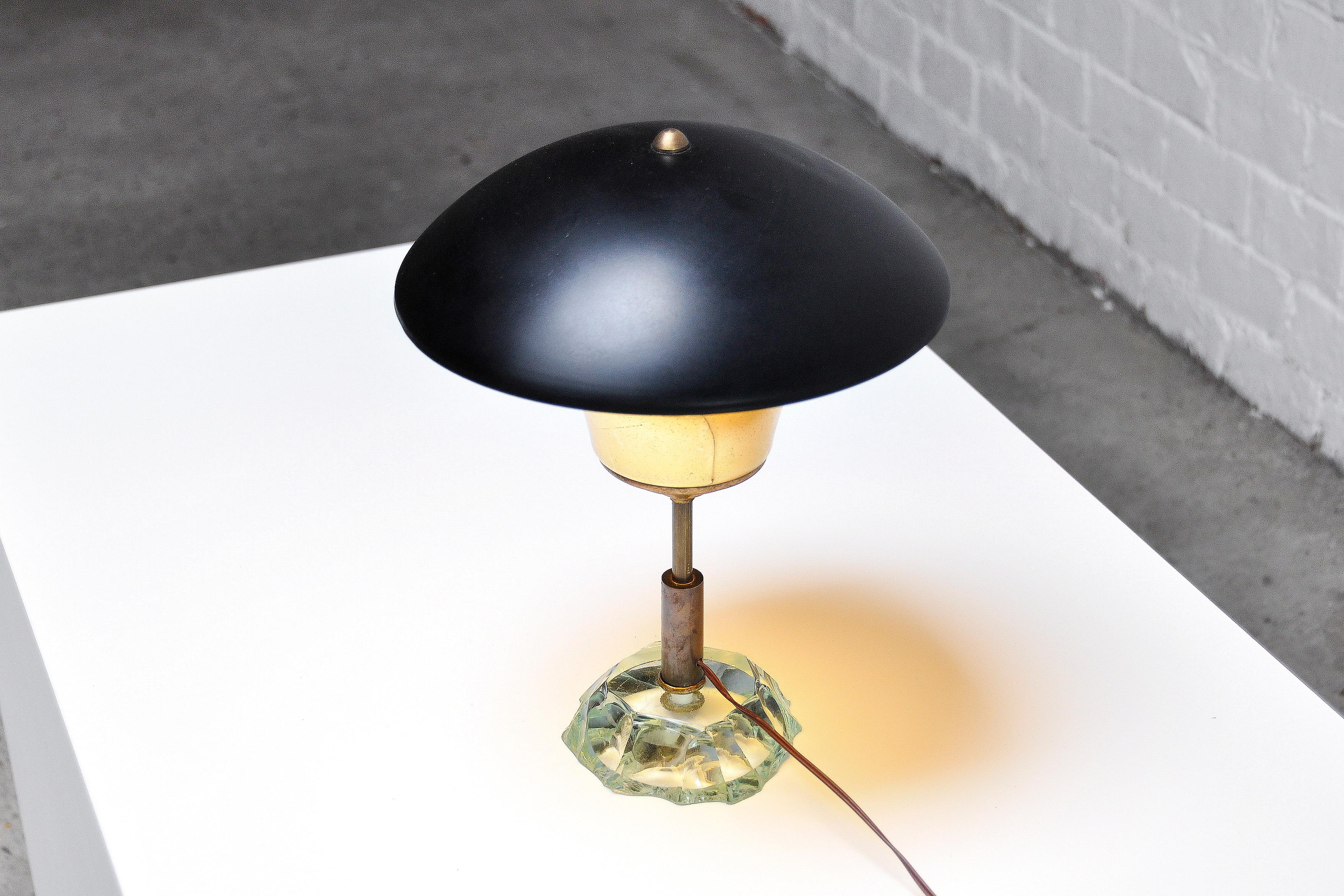 Mid-20th Century Mid-Century Table Lamp with Crystal Glass Base by Max Ingrand for Fontana Arte