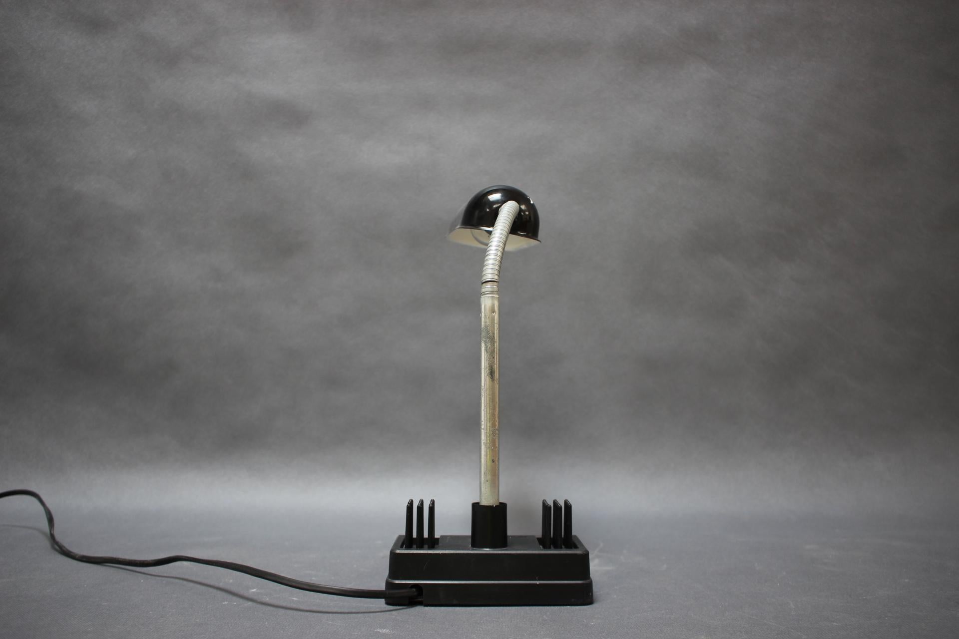 Mid-Century Tischlampe mit Bleistiftständer, 1960er Jahre im Angebot 2
