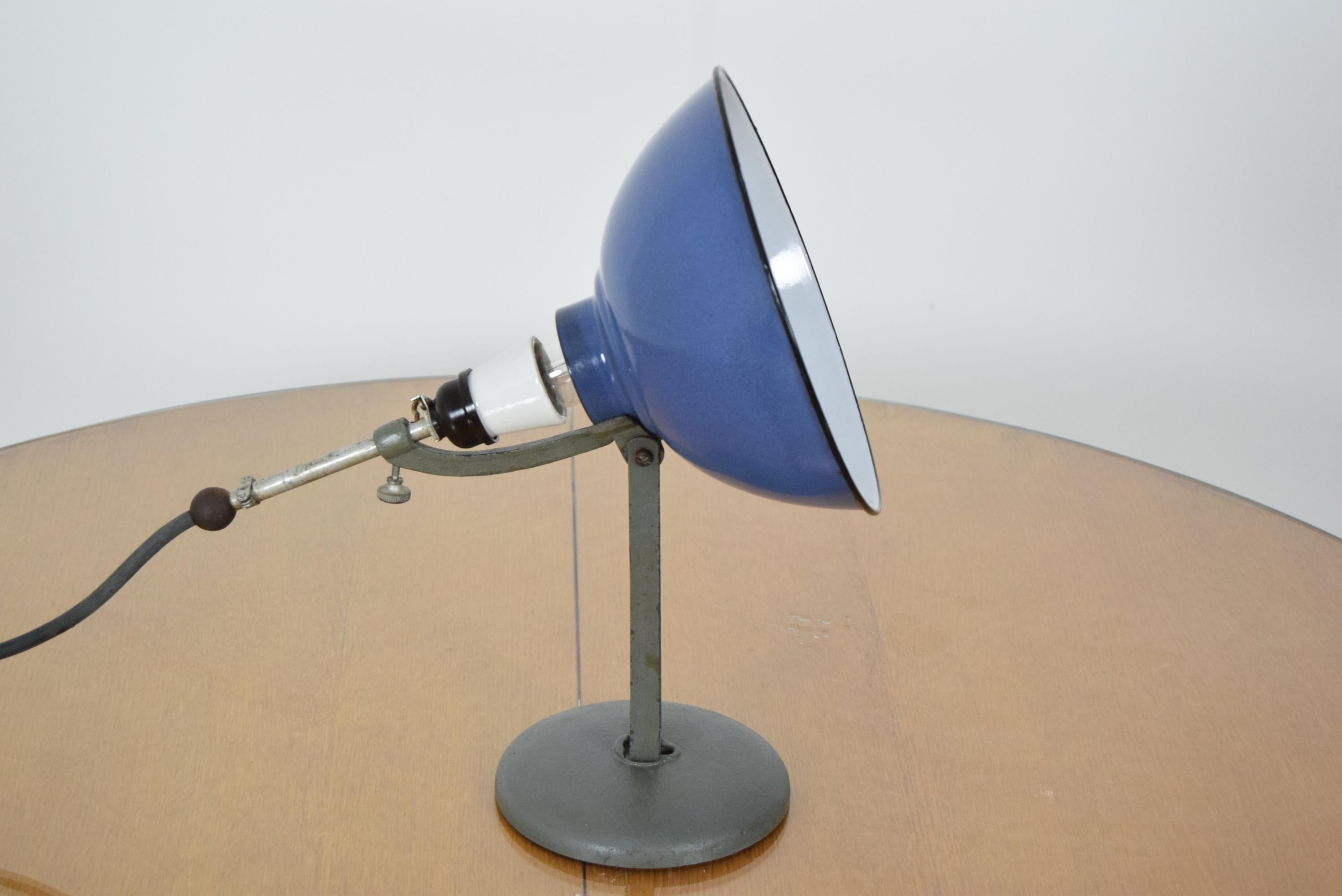 Tischlampe aus der Mitte des Jahrhunderts, 1970er Jahre (Moderne der Mitte des Jahrhunderts) im Angebot
